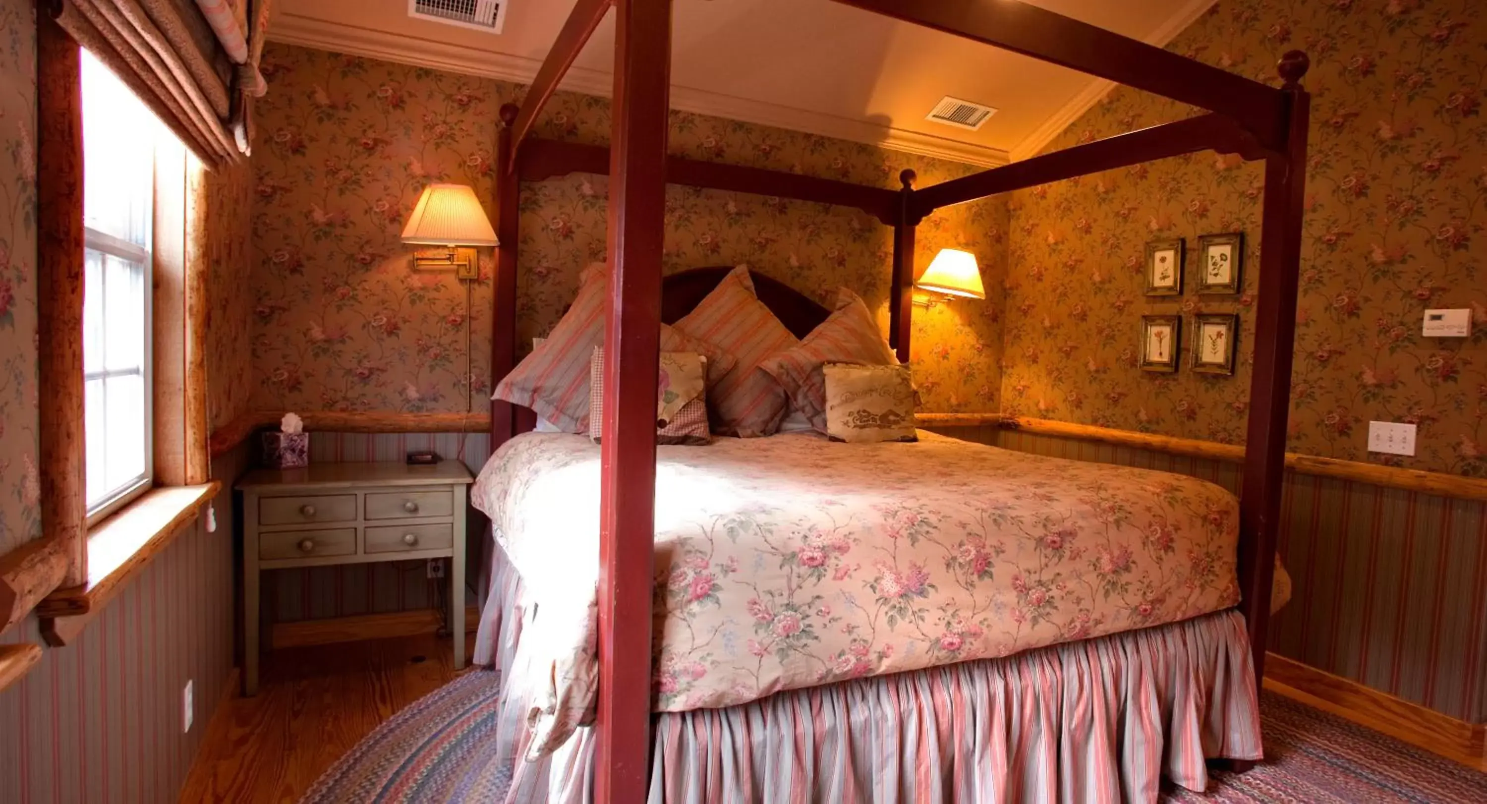 Junior Suite in Circle Bar B Guest Ranch Junior Suite in Circle Bar B Guest Ranch