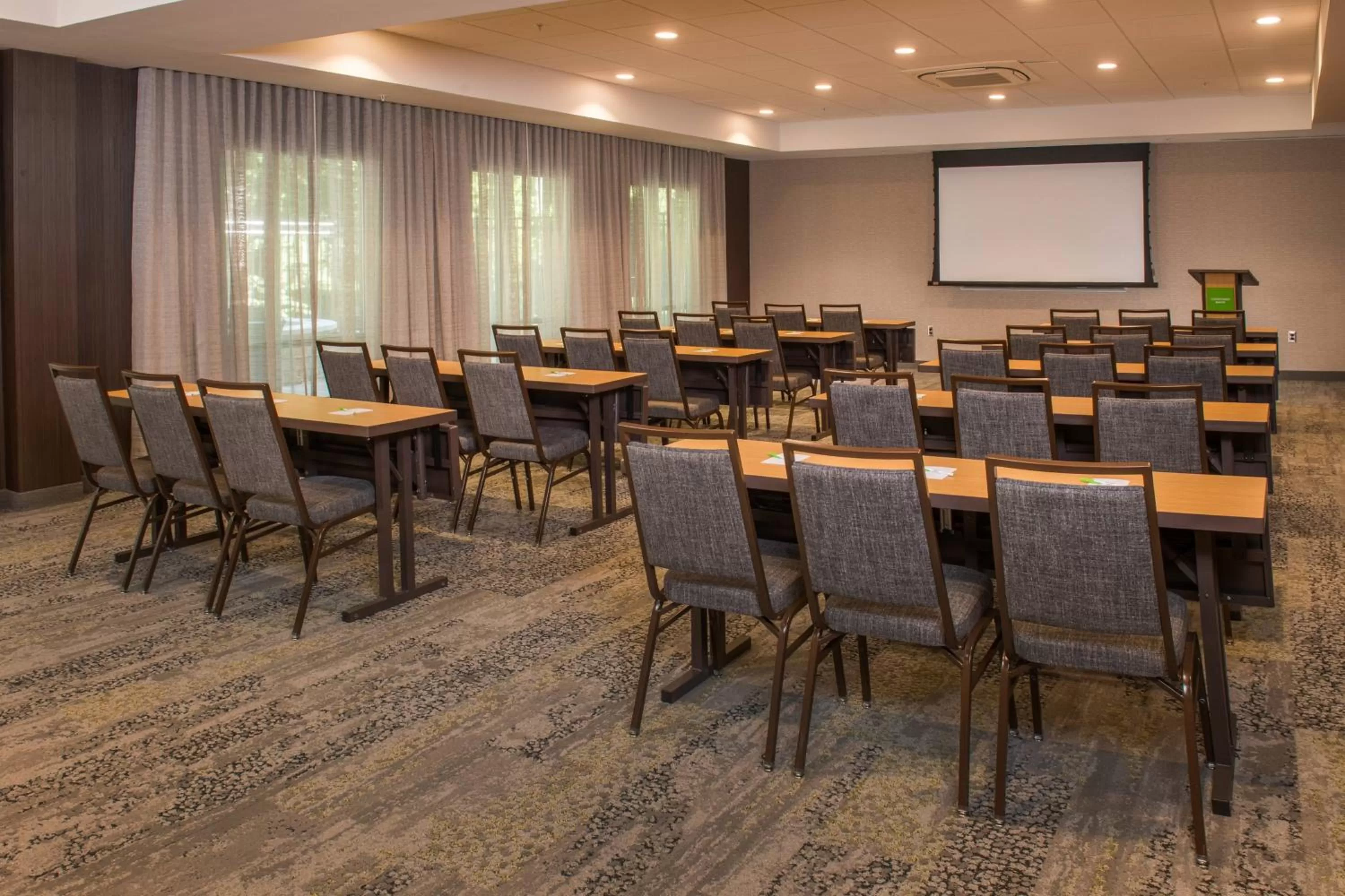 Meeting/conference room in Courtyard by Marriott Hershey Chocolate Avenue