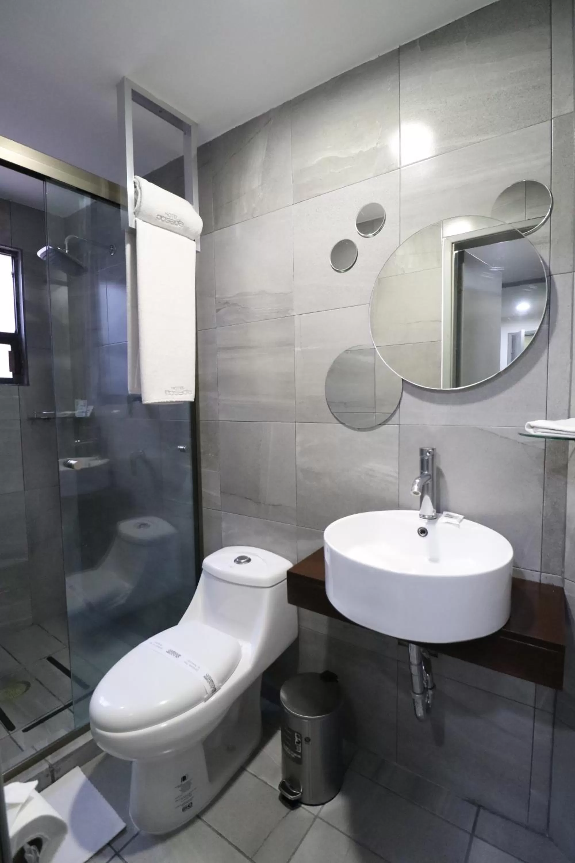 Shower in Hotel Posada Tulancingo