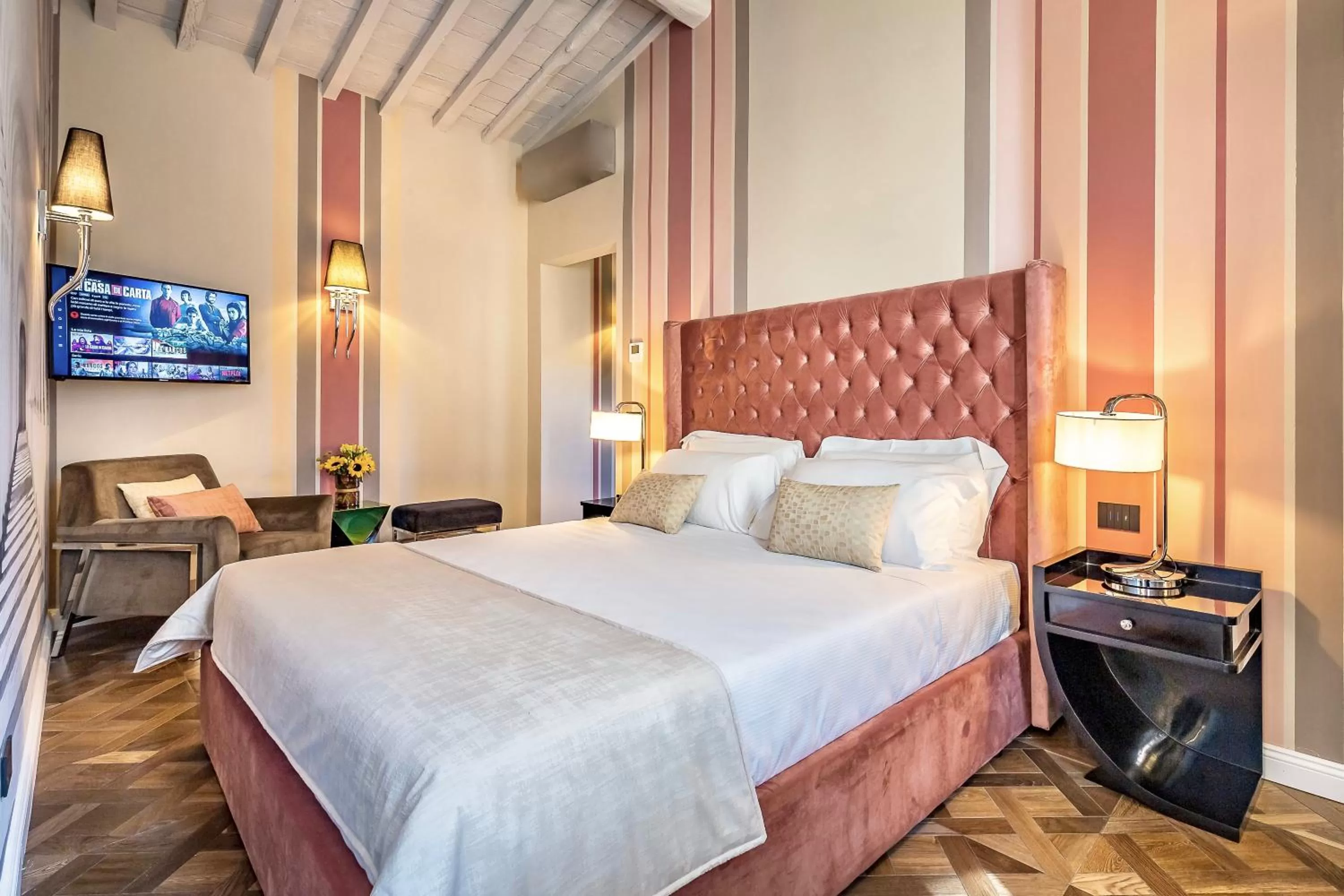 Superior King Room with Cathedral View in Arte' Boutique Hotel