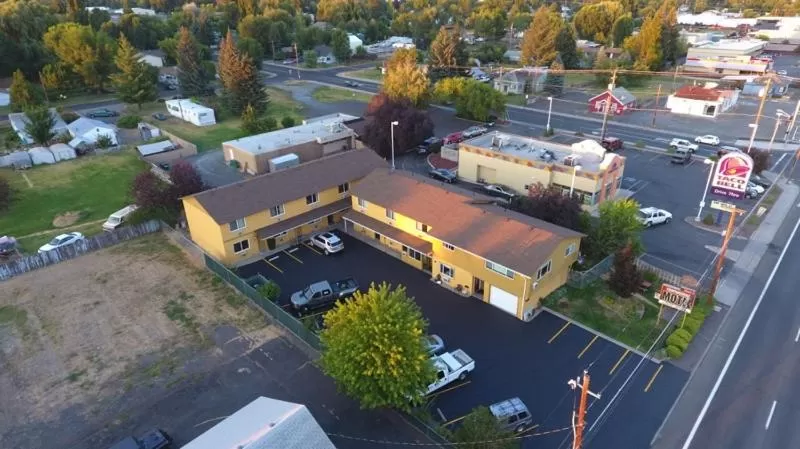 Bird's eye view in Townhouse Inn & Suites