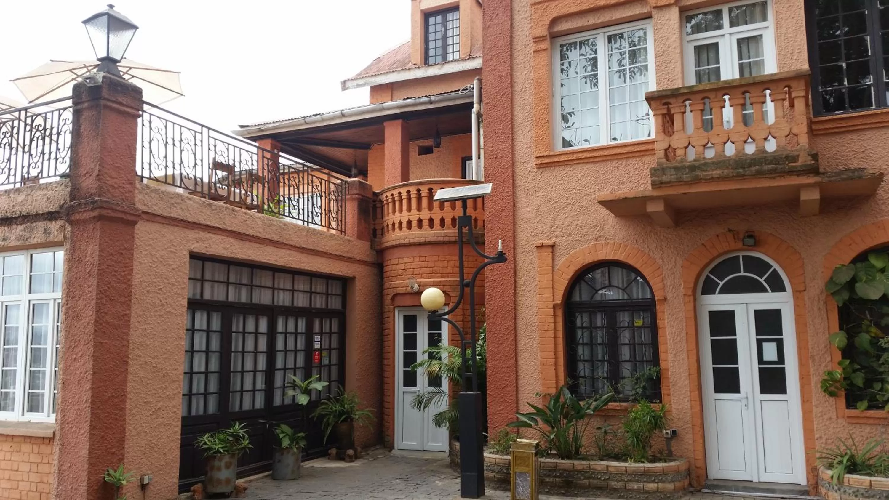 Facade/entrance, Property Building in Relais De La Haute Ville Tana