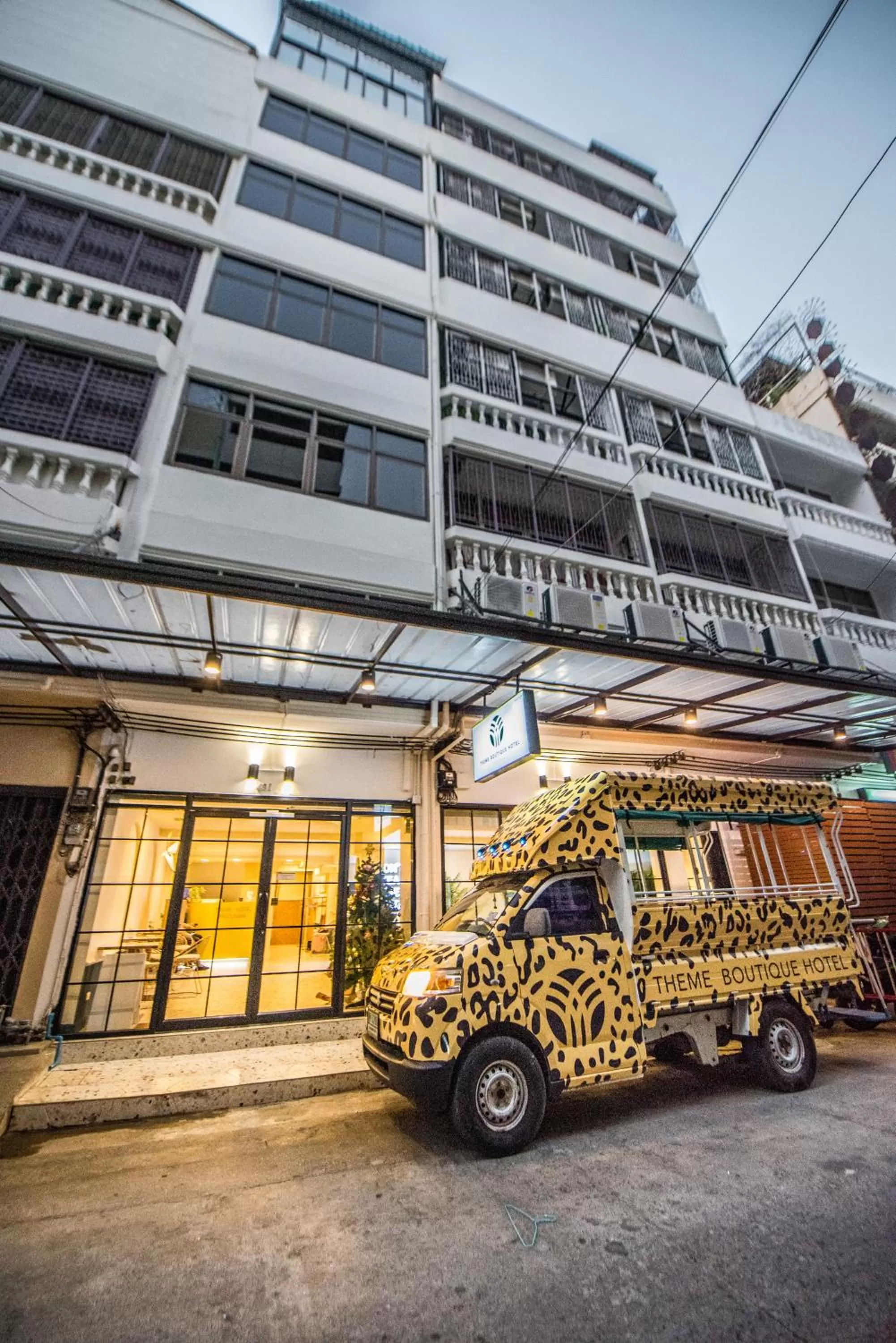 Property building in Theme Boutique Hotel Bangkok