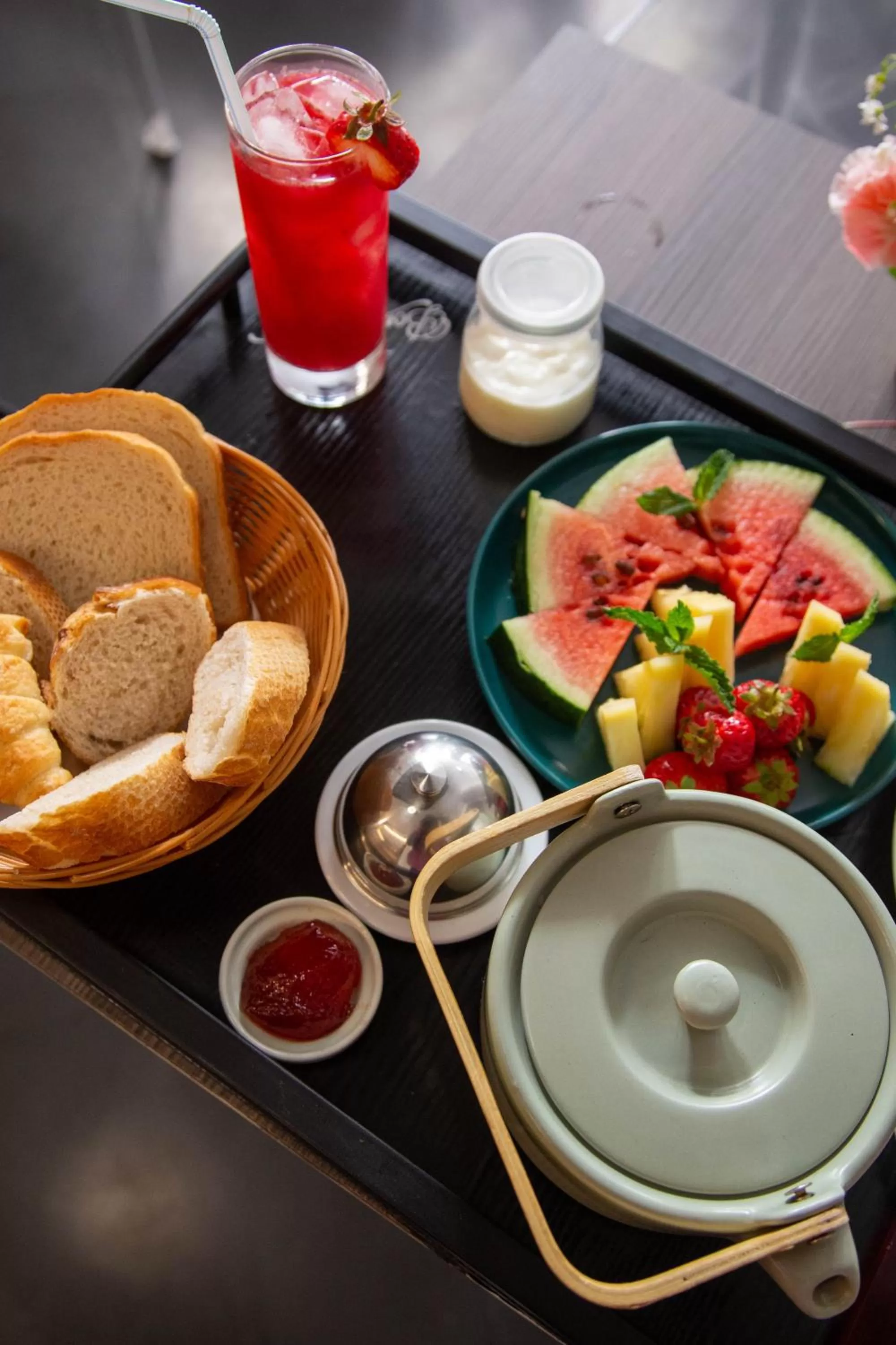 Restaurant/places to eat in Hotel La Villette