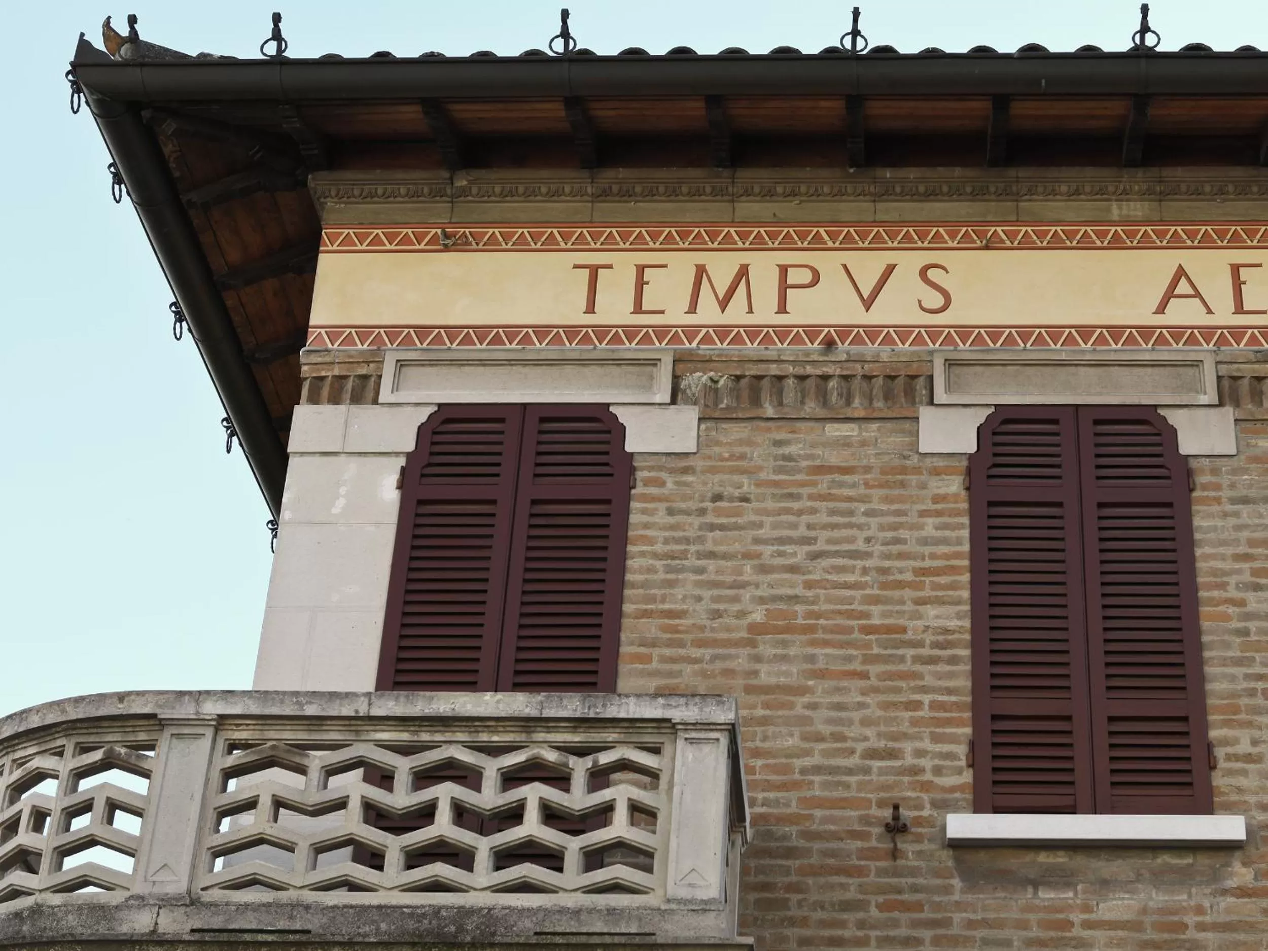 Property building in Chez papa