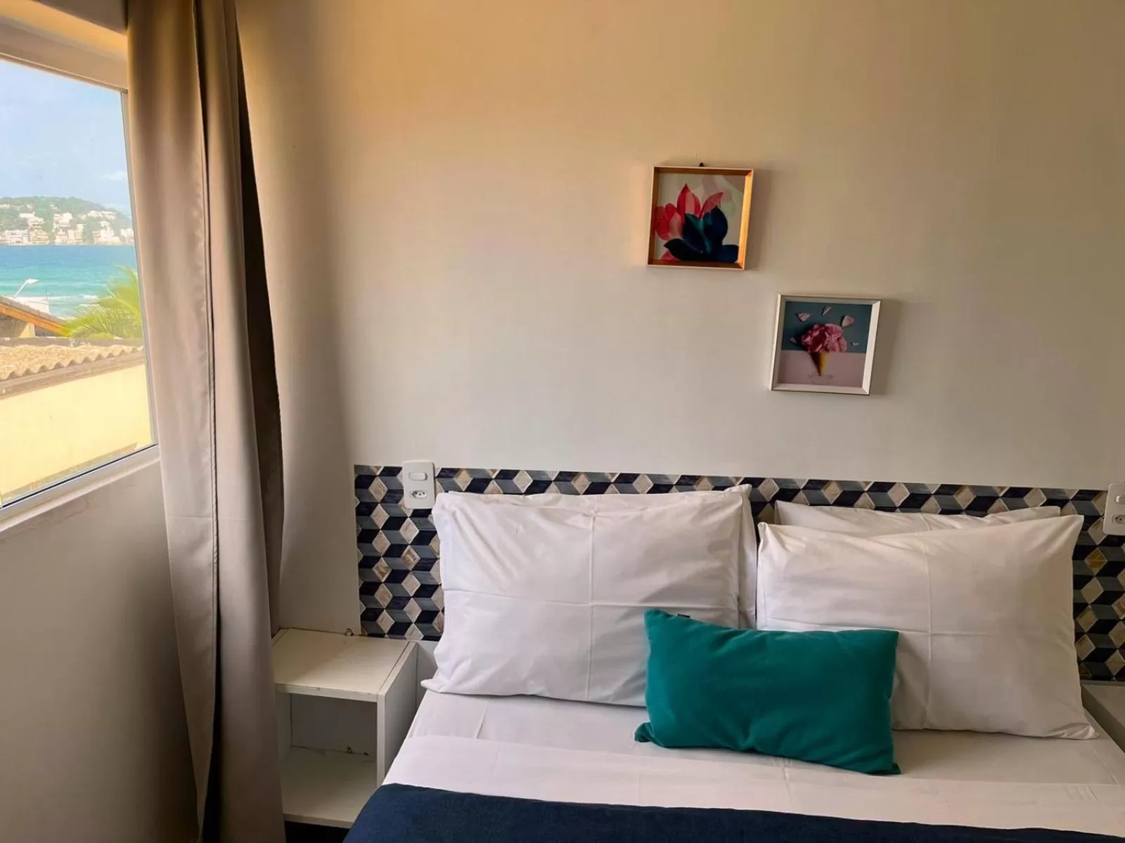 Decorative detail, Bed in Costa Maris Beach Hotel Frente Mar