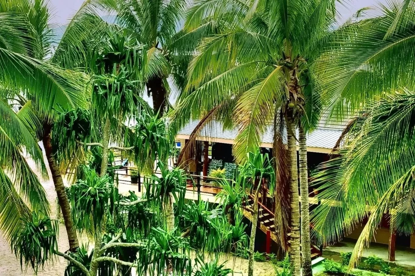 Facade/entrance in Club Fiji Resort