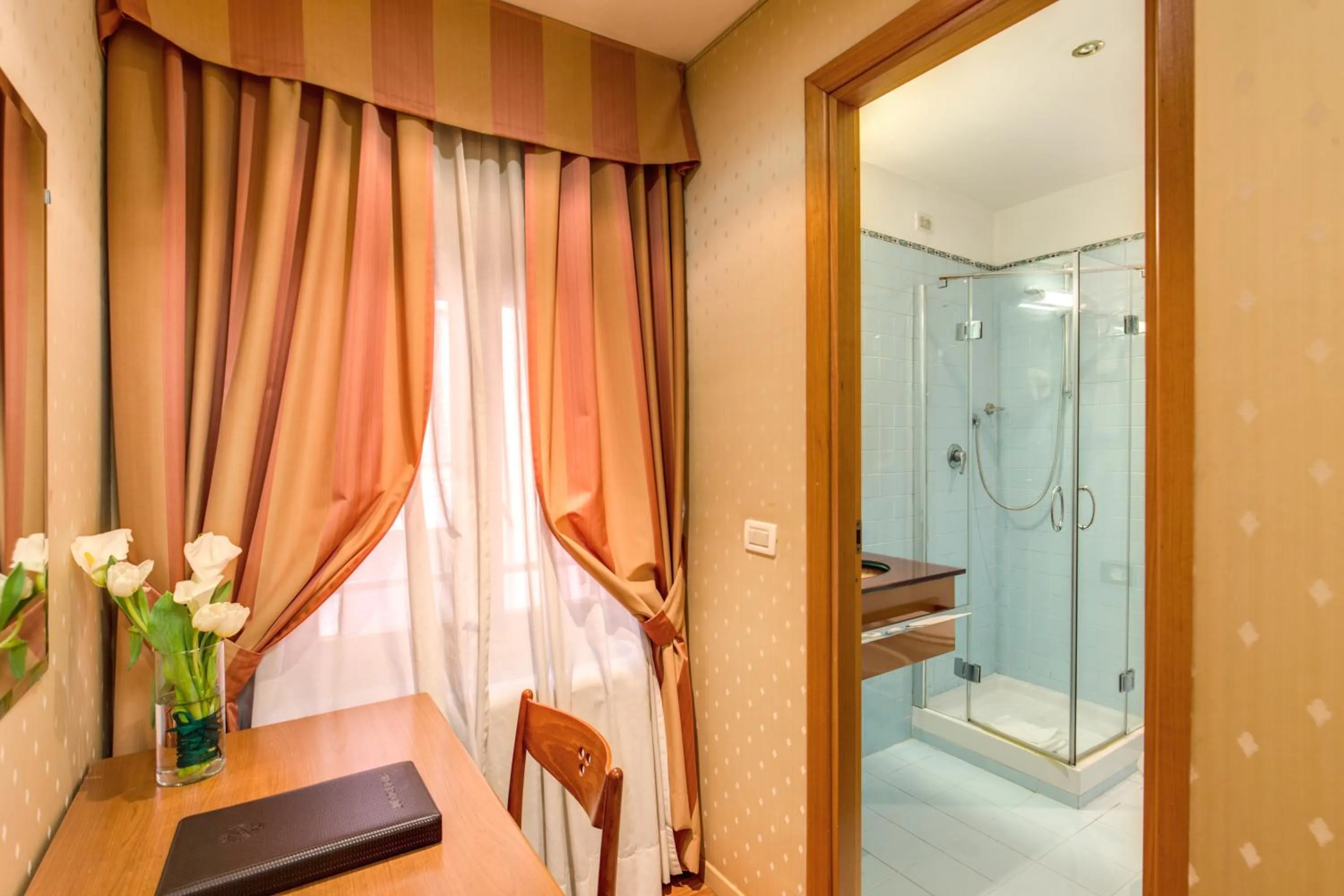 Bathroom in Flower Garden Hotel