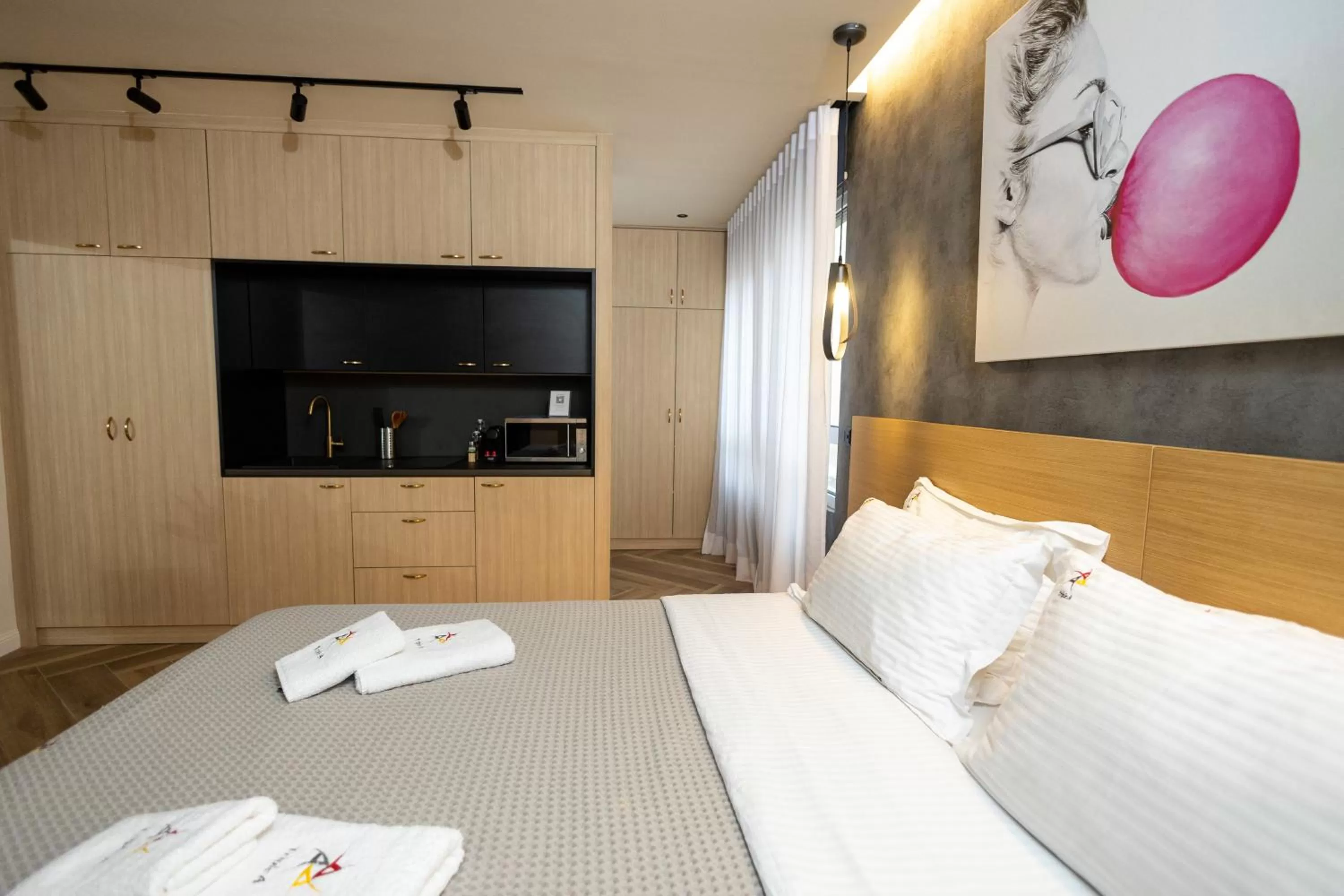 Bedroom, Bed in Triple A - Apartments Accommodation in Prime Location (Between Monastiraki & Syntagma Square)