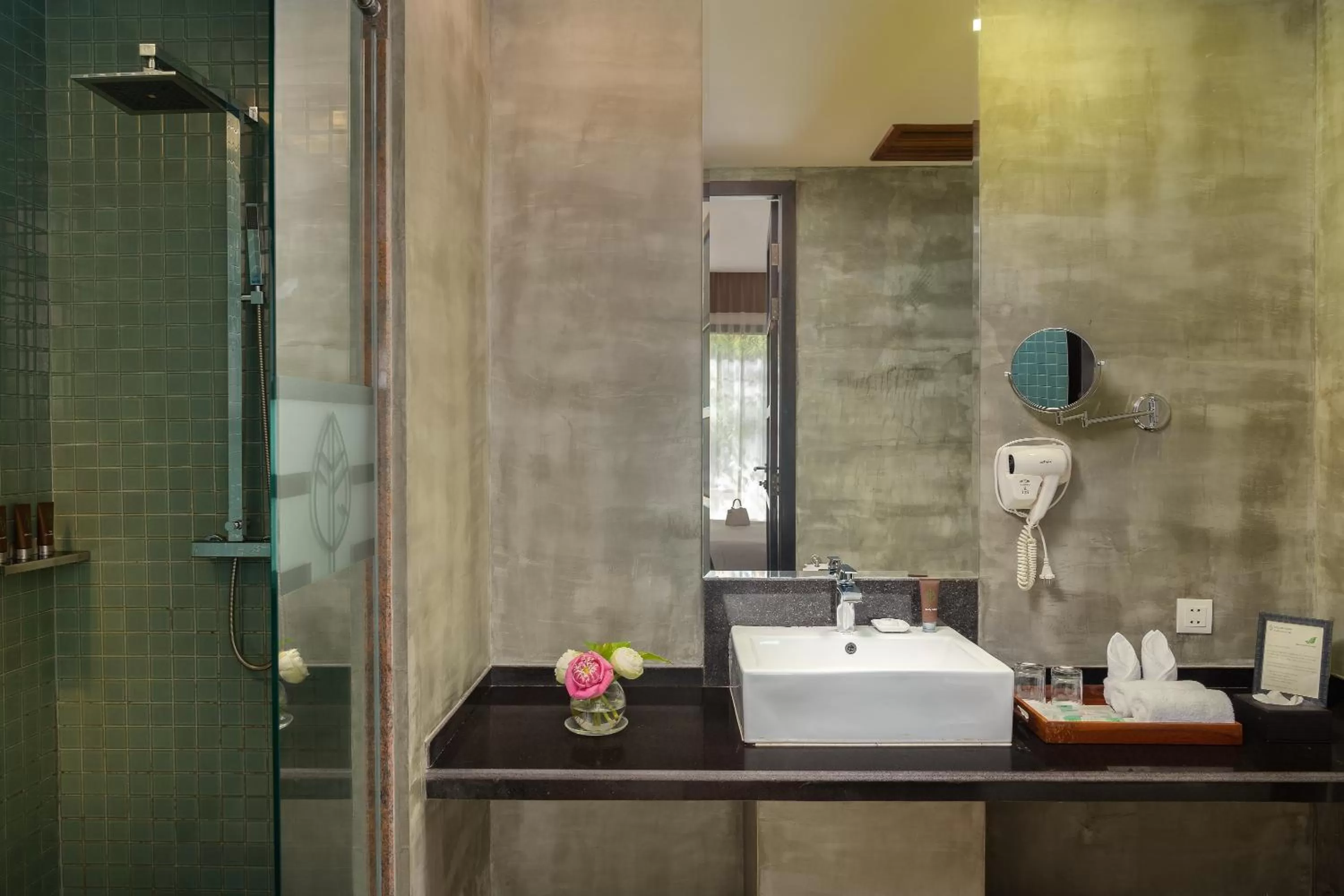 Shower in Koulen Hotel