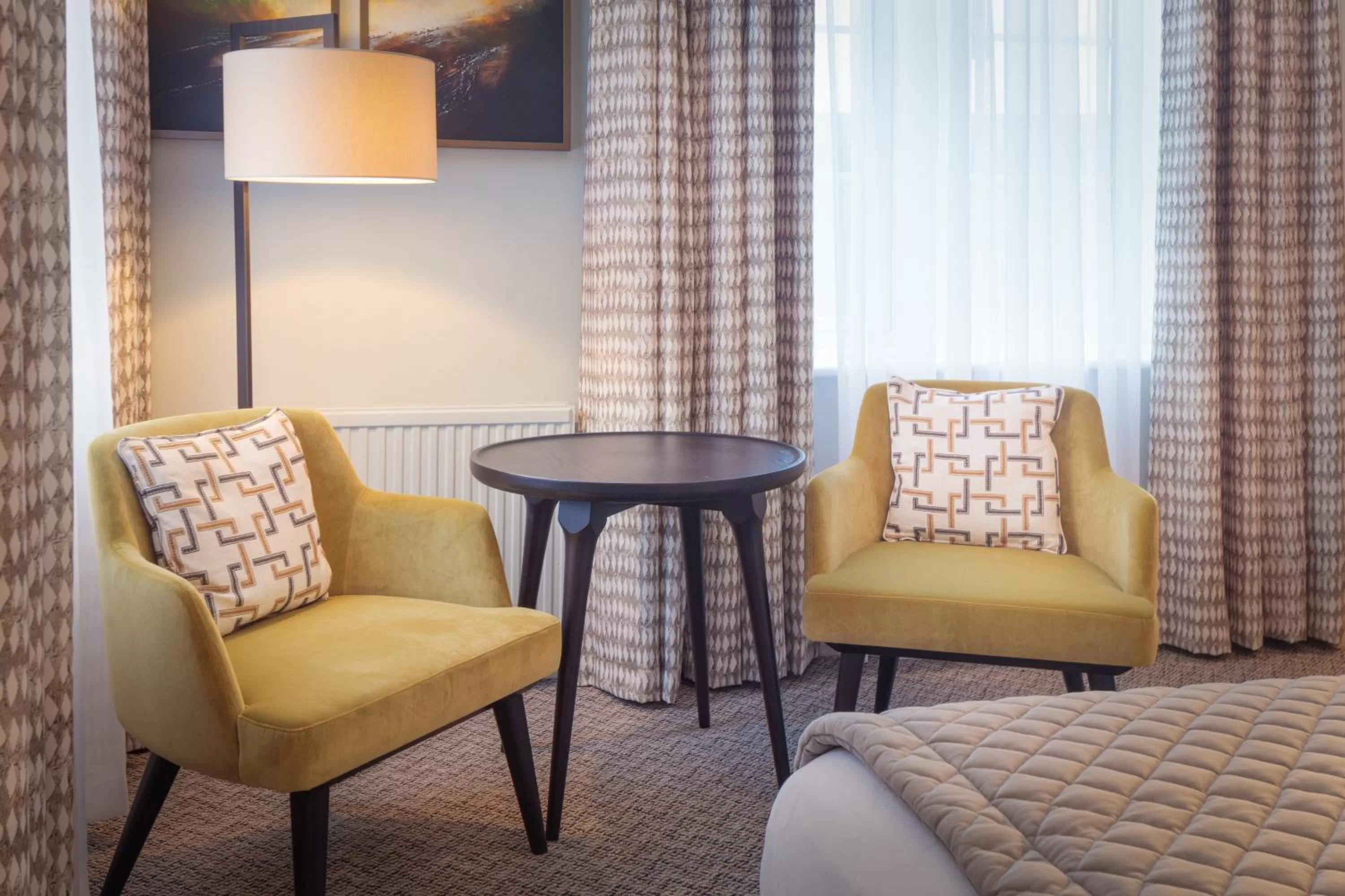 Seating area in Mercure Blackburn Dunkenhalgh Hotel & Spa