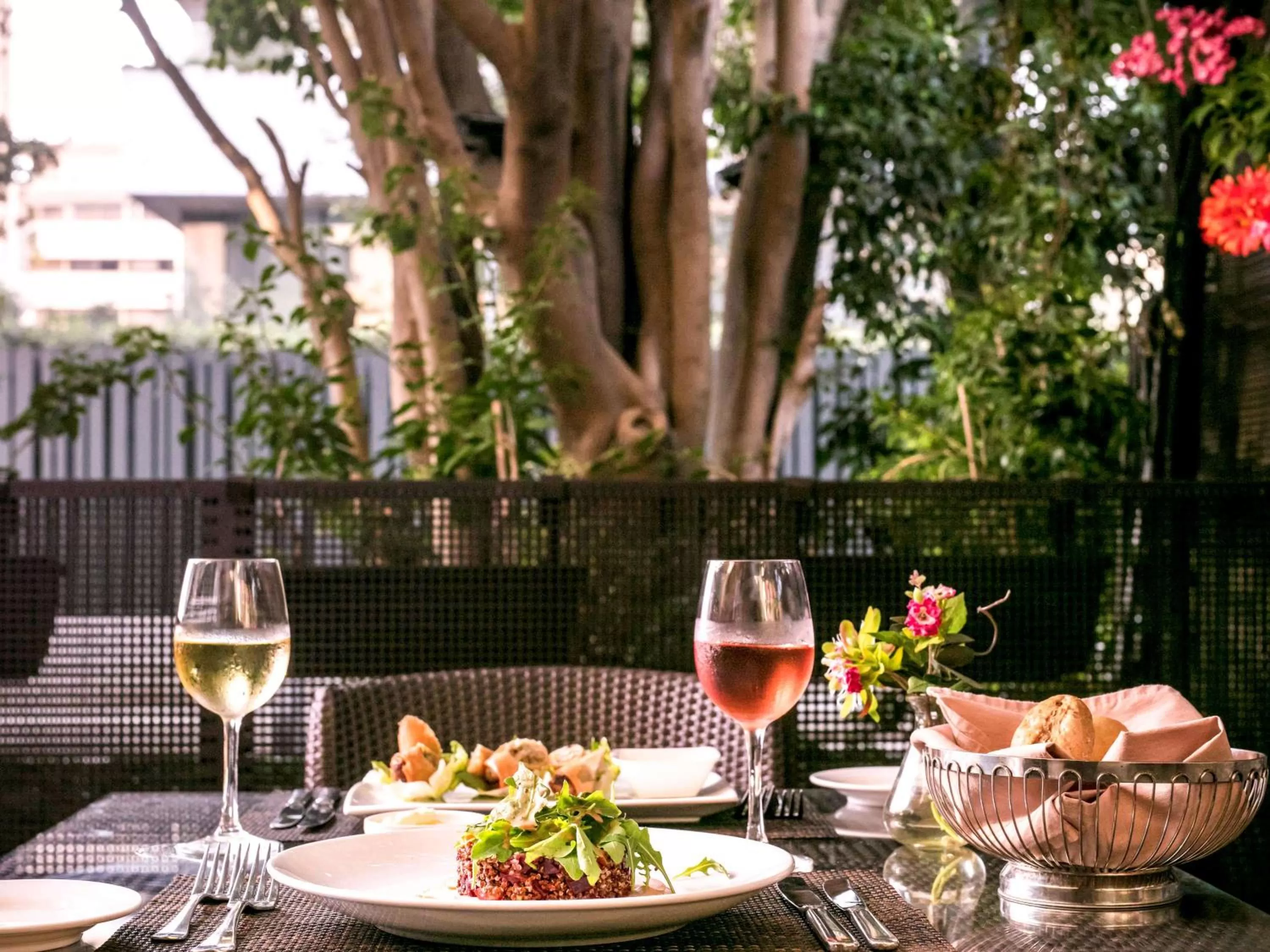 Restaurant/places to eat in Sofitel Beirut Le Gabriel