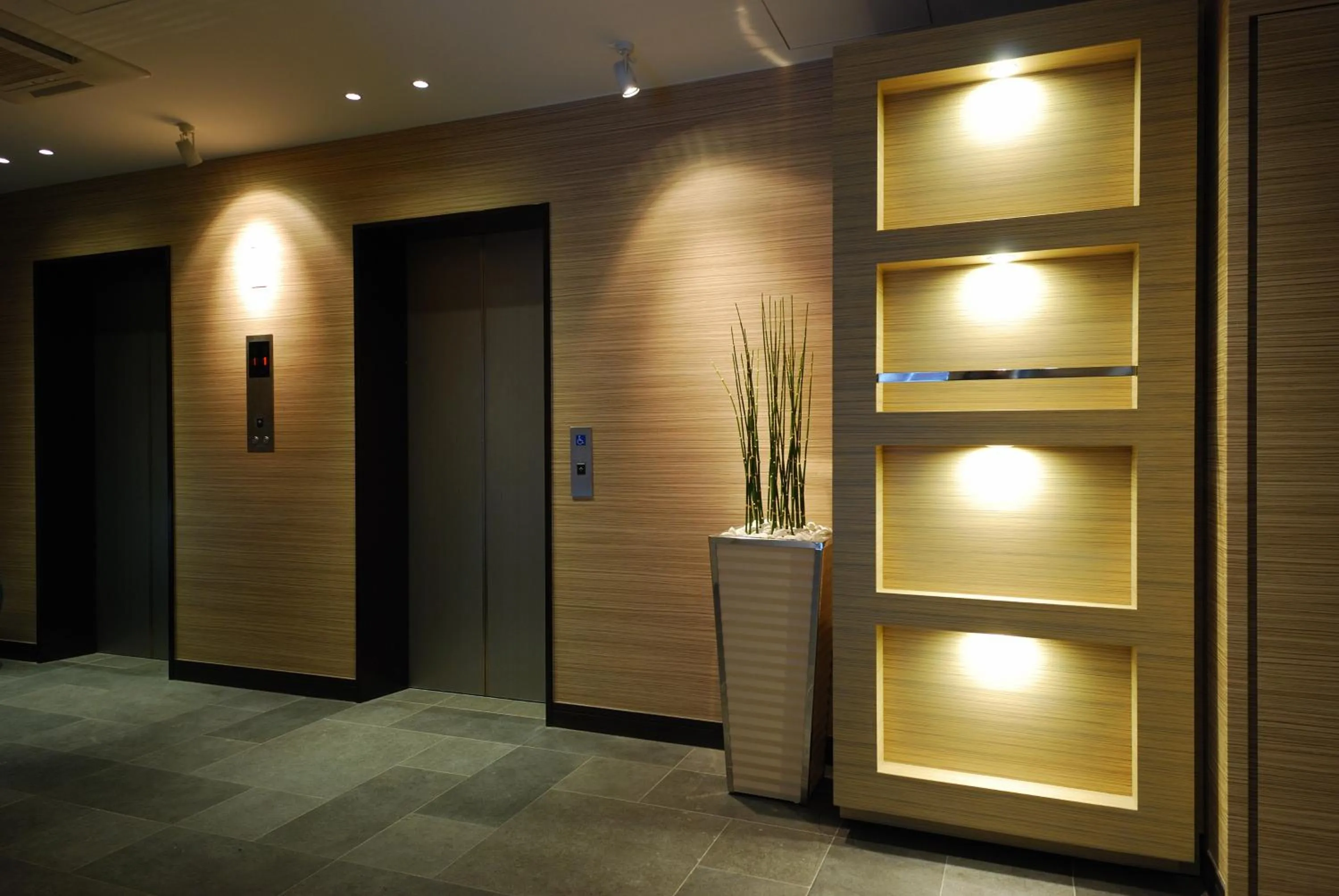 Decorative detail in Sotetsu Fresa Inn Tokyo-Kyobashi