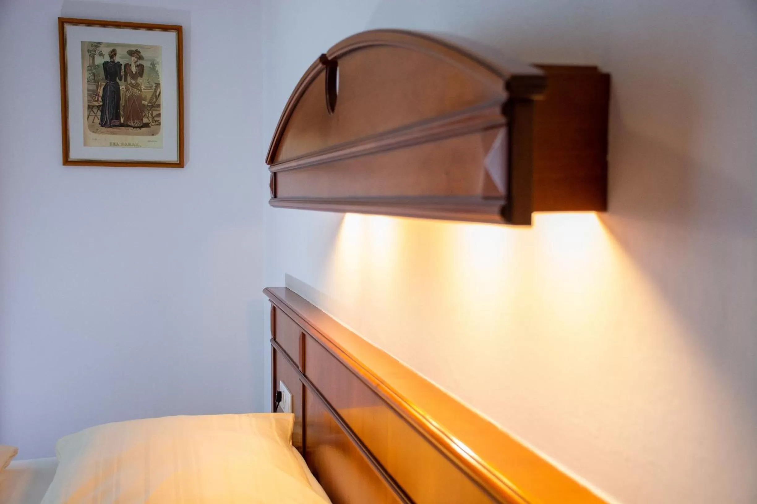 Decorative detail, Bed in Landhotel Post Ebensee am Traunsee ***S