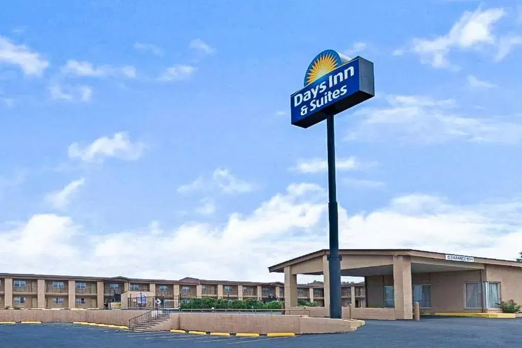 Days Inn & Suites by Wyndham Santa Rosa, NM Days Inn & Suites by Wyndham Santa Rosa, NM