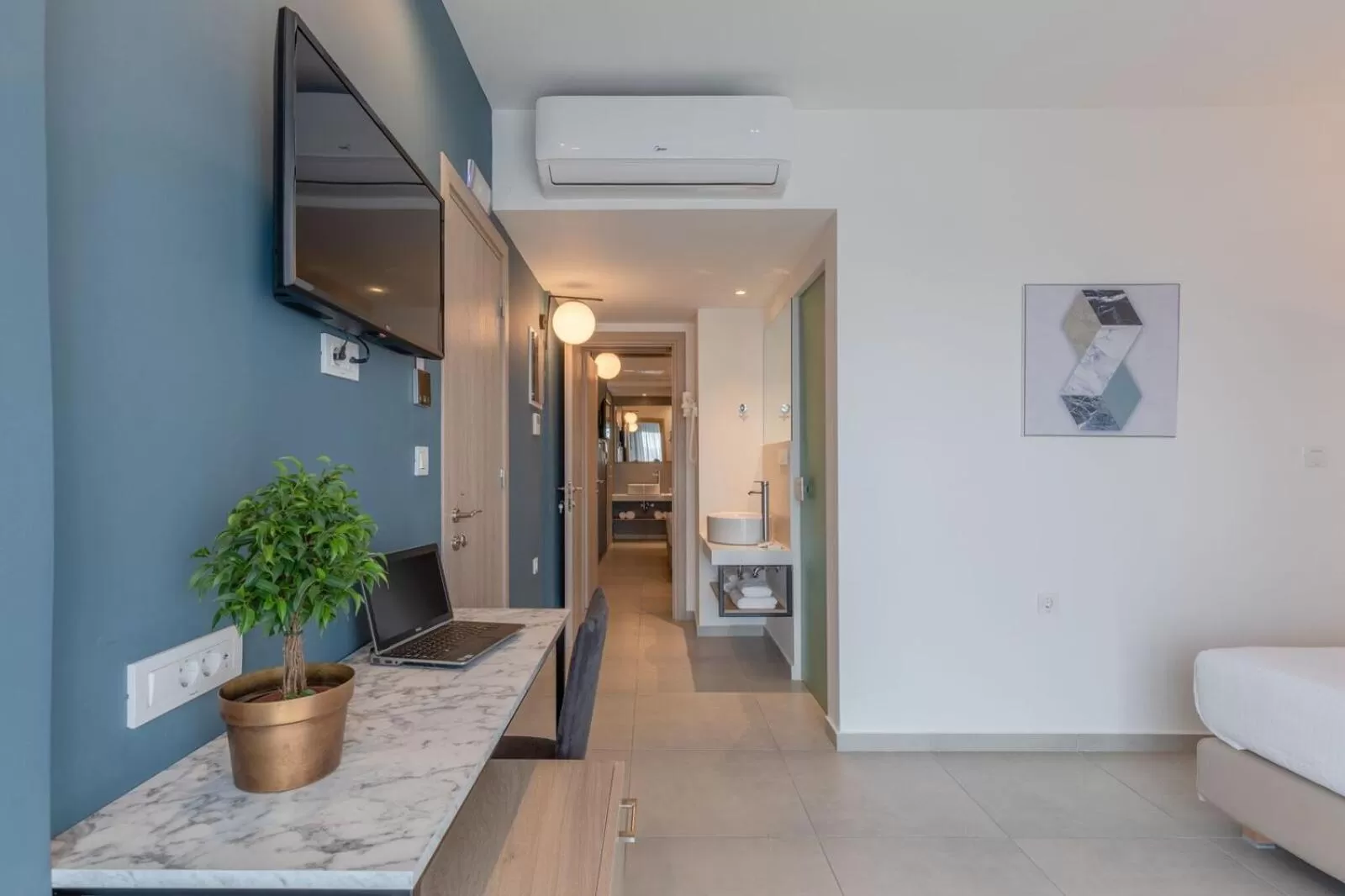 Bedroom in Hotel Avra by Smile hotels - Free Airport Shuttle