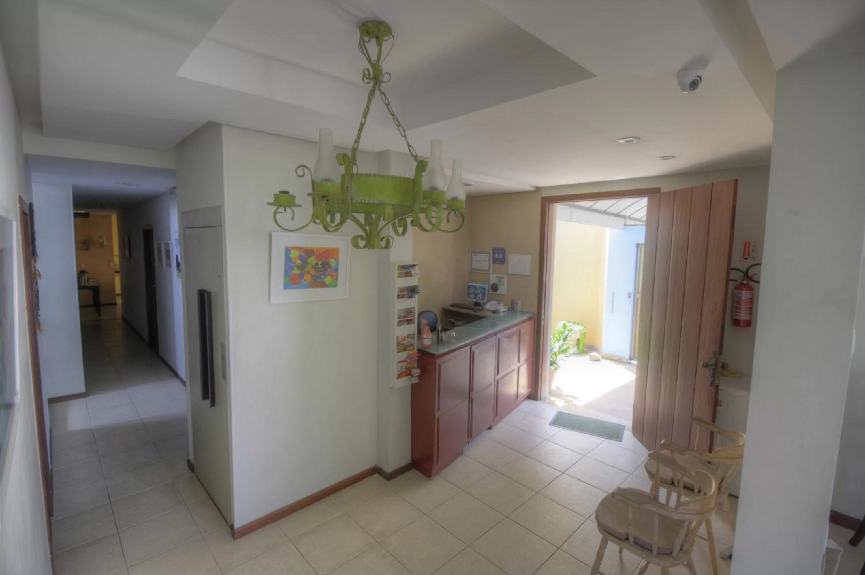 Lobby or reception, Kitchen/Kitchenette in Hotel Pedra da Concha