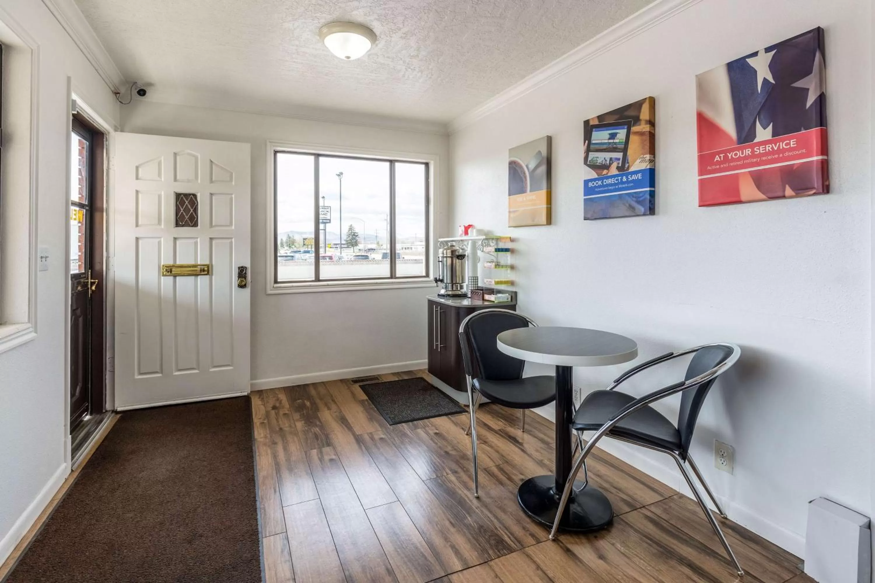 Lobby or reception in Motel 6 Tremonton, Utah