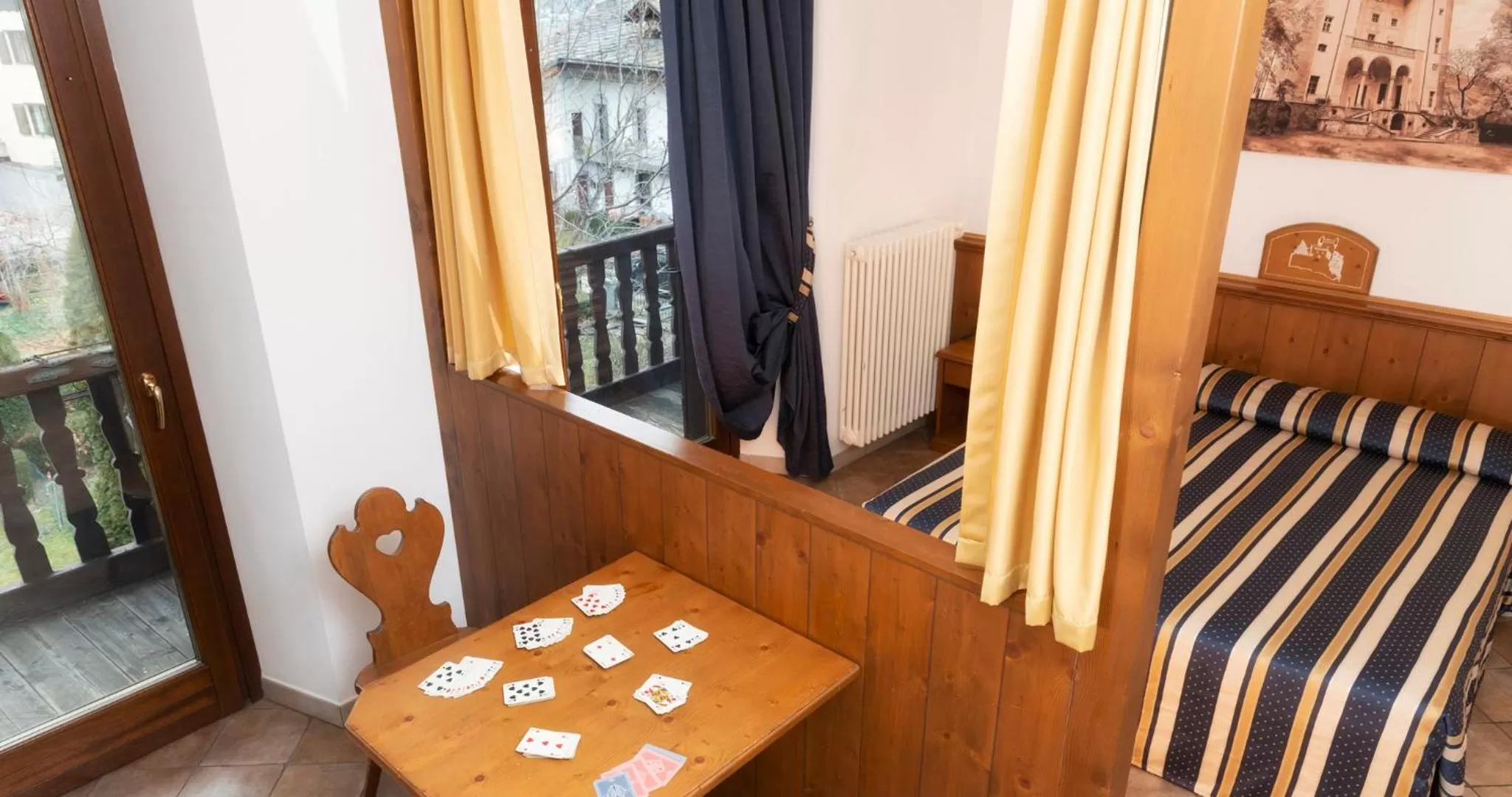 Balcony/Terrace, Bed in Hotel Residence Chateau