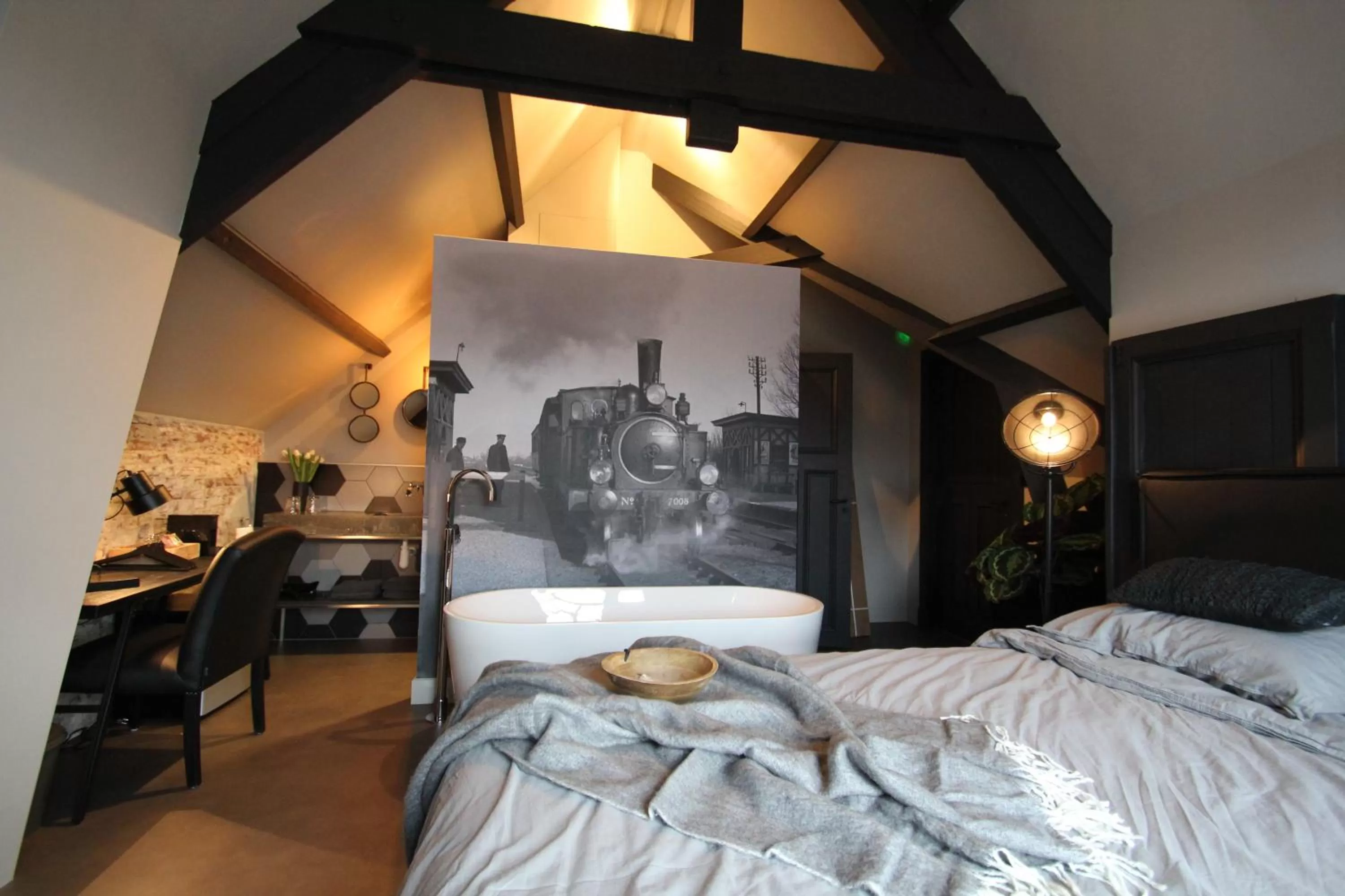 Bed in Het Spoorhuis Uithoorn
