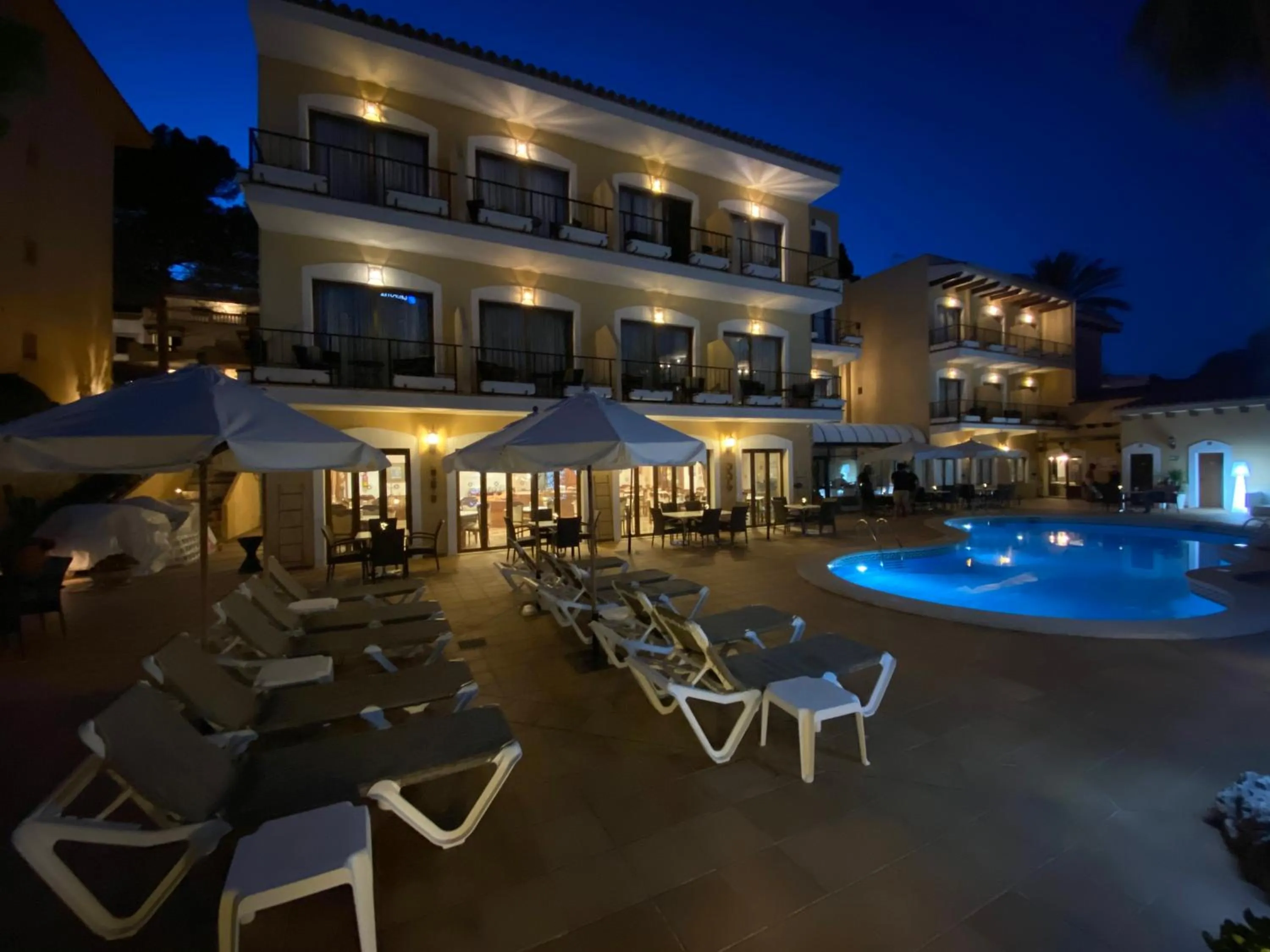 Swimming pool in Hs Villa Rosa Paguera