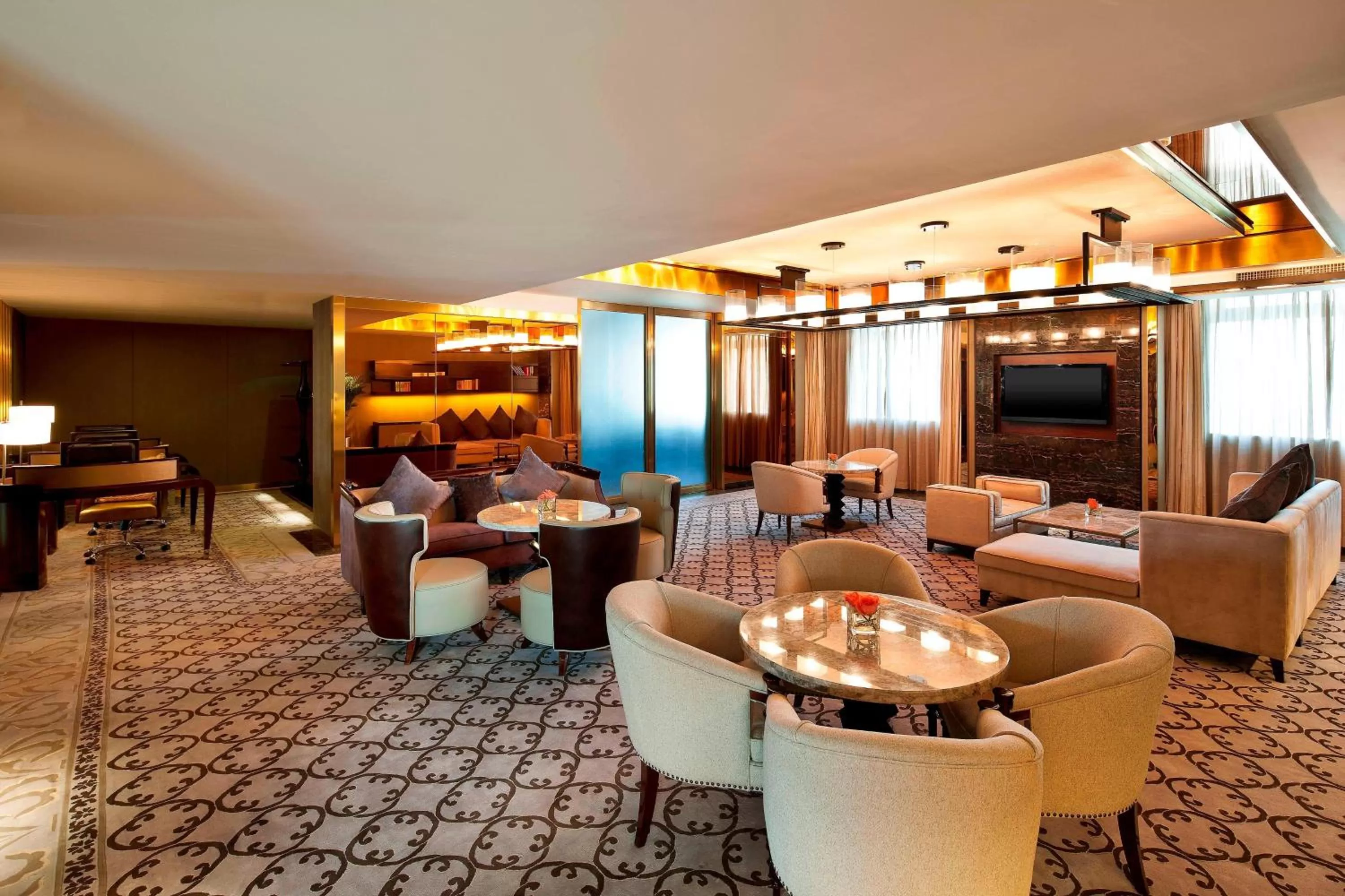 Lounge or bar in Sheraton Xi'an North City Hotel