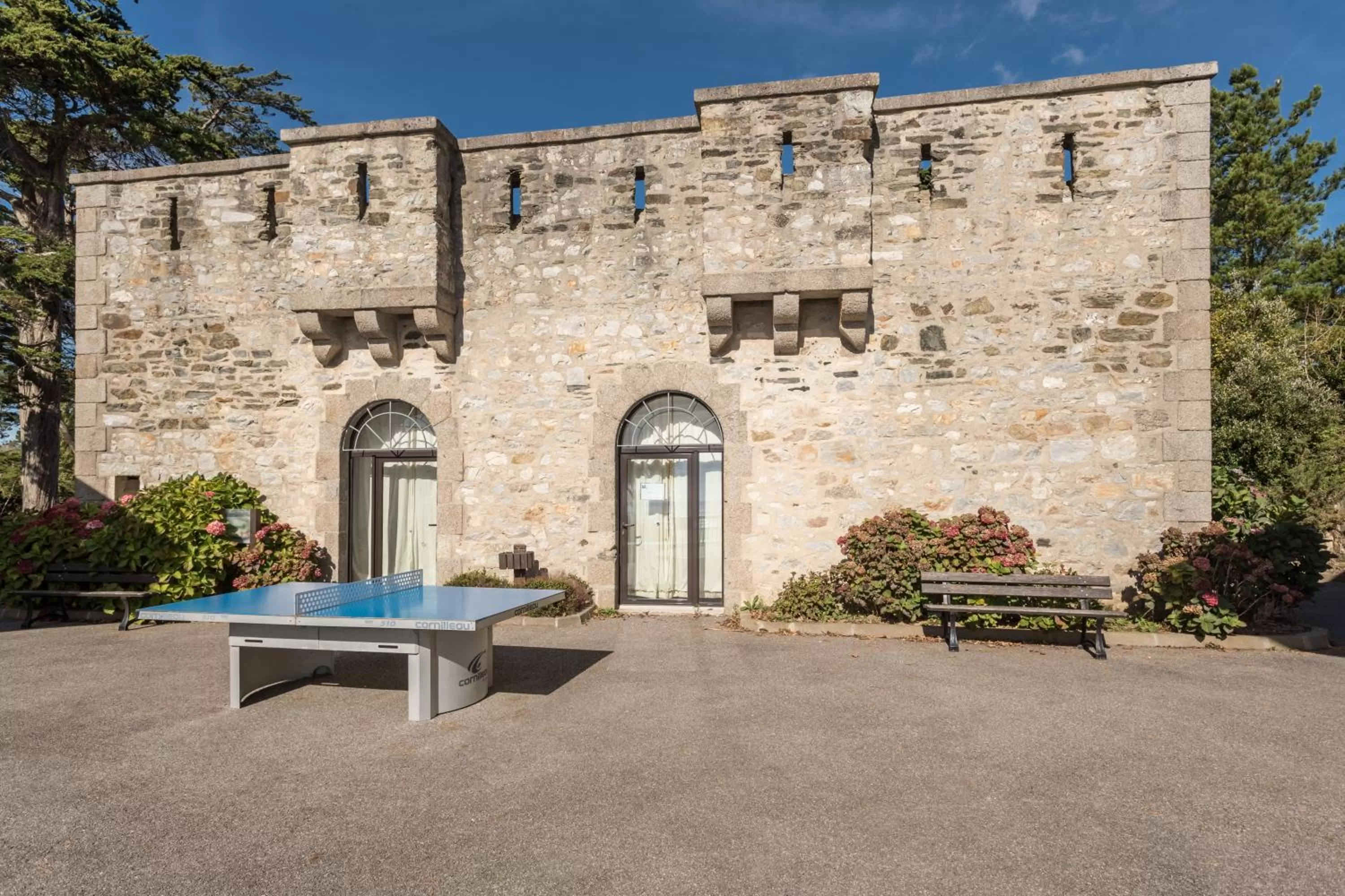 Patio, Property Building in Résidence Pierre & Vacances Cap-Morgat