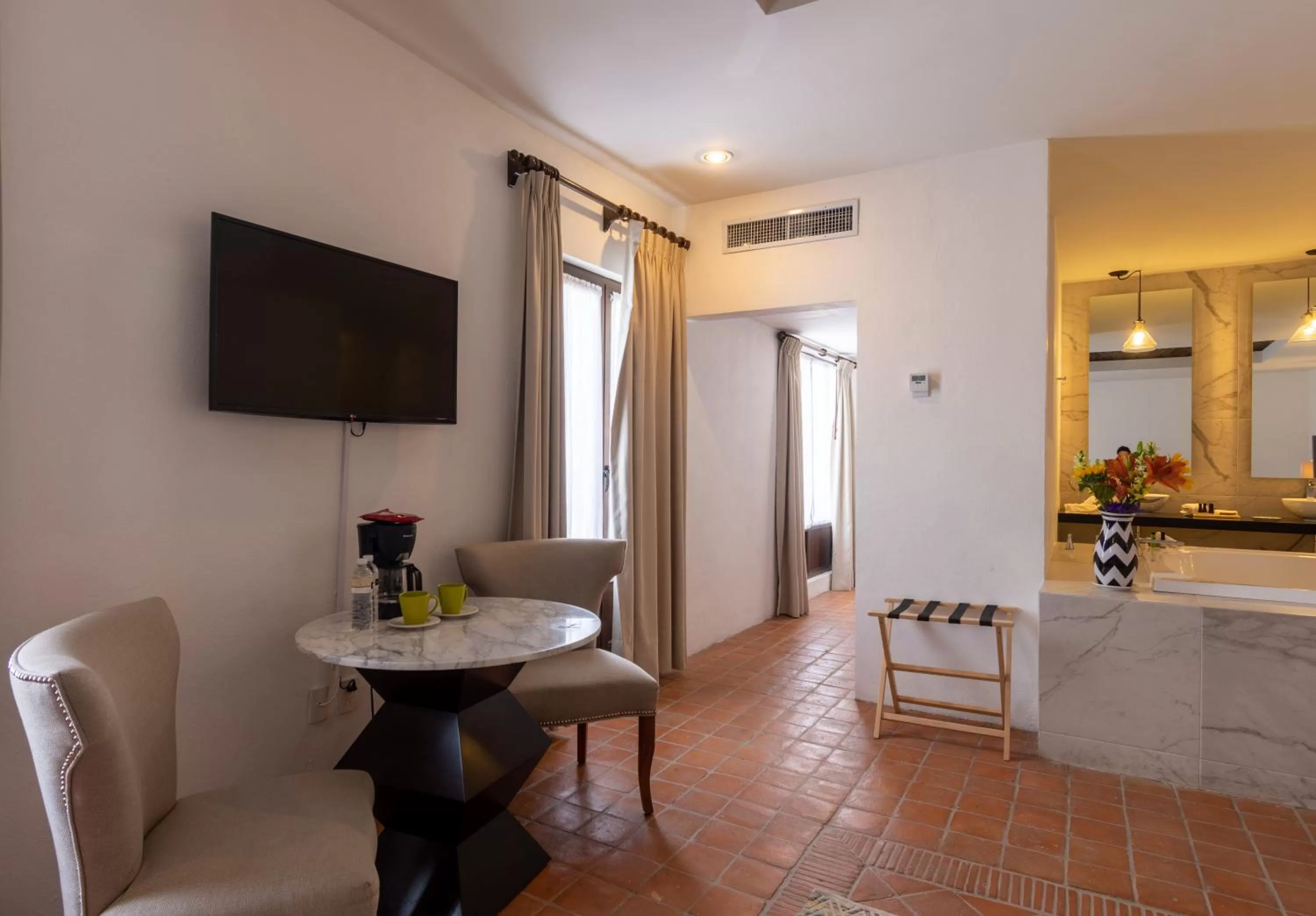 Photo of the whole room in Hotel Hacienda San Cristóbal