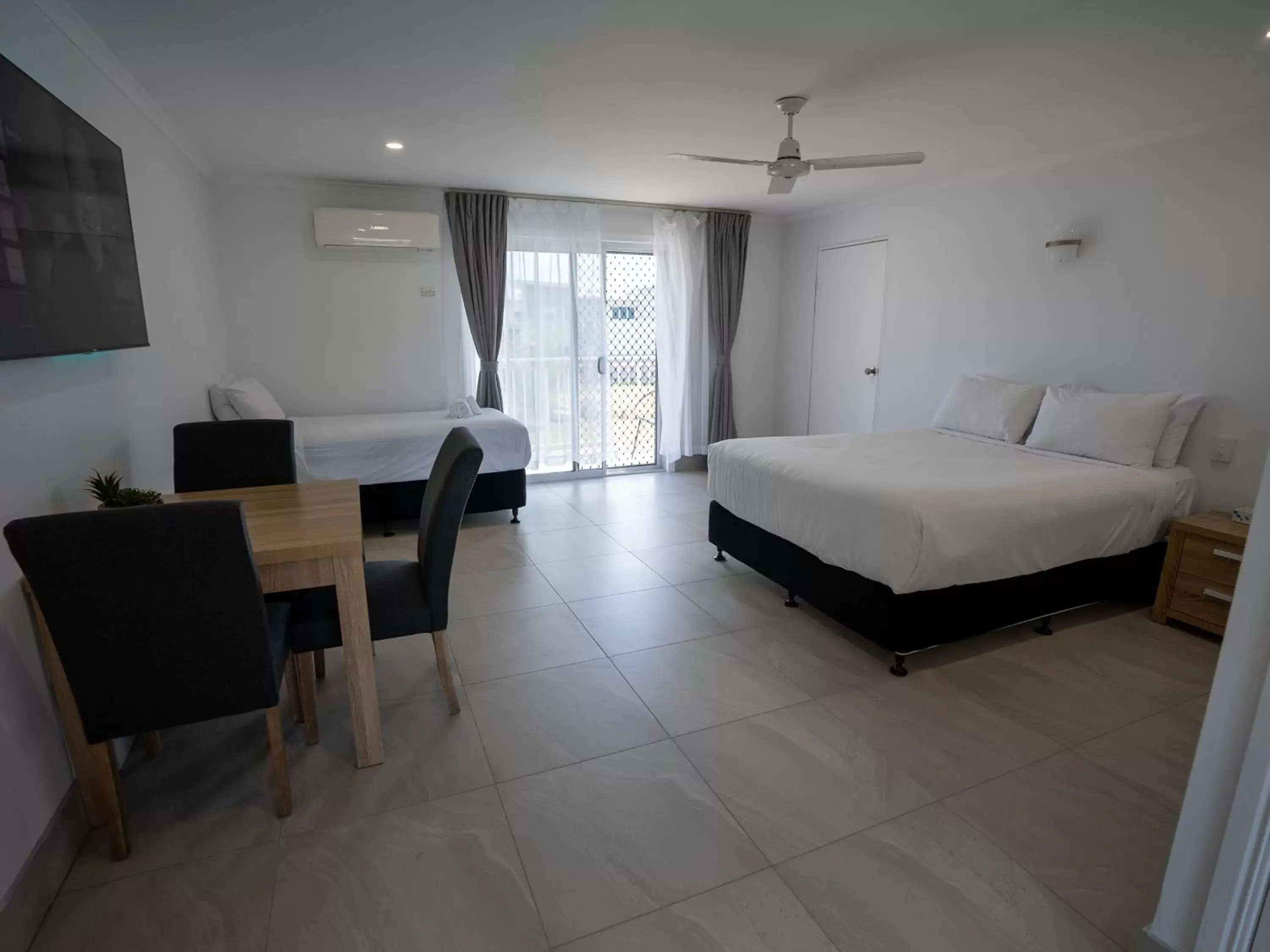 Executive Suite in Best Western Ambassador Motor Lodge Executive Suite in Best Western Ambassador Motor Lodge