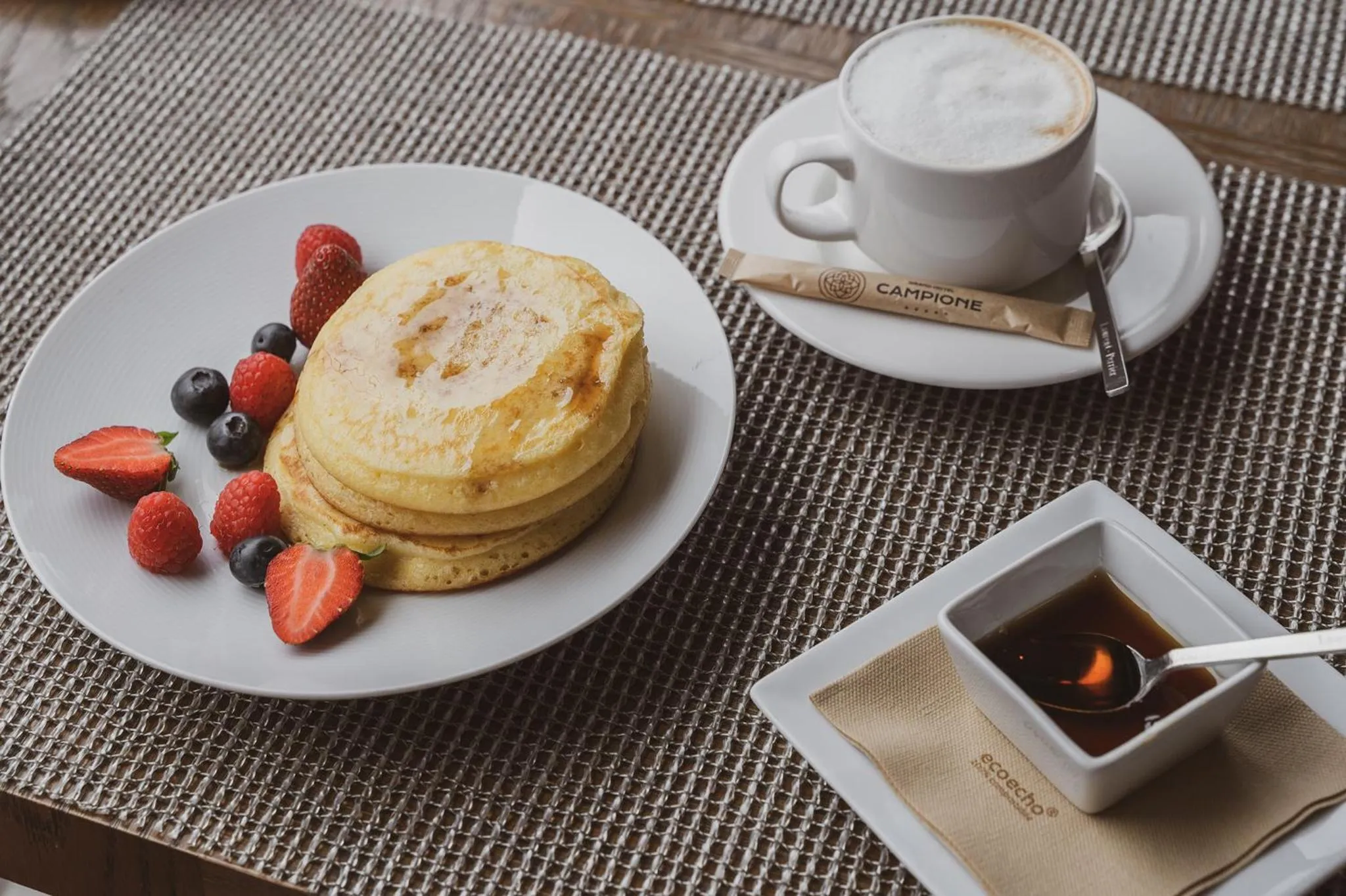 Continental breakfast in Grand Hotel Campione
