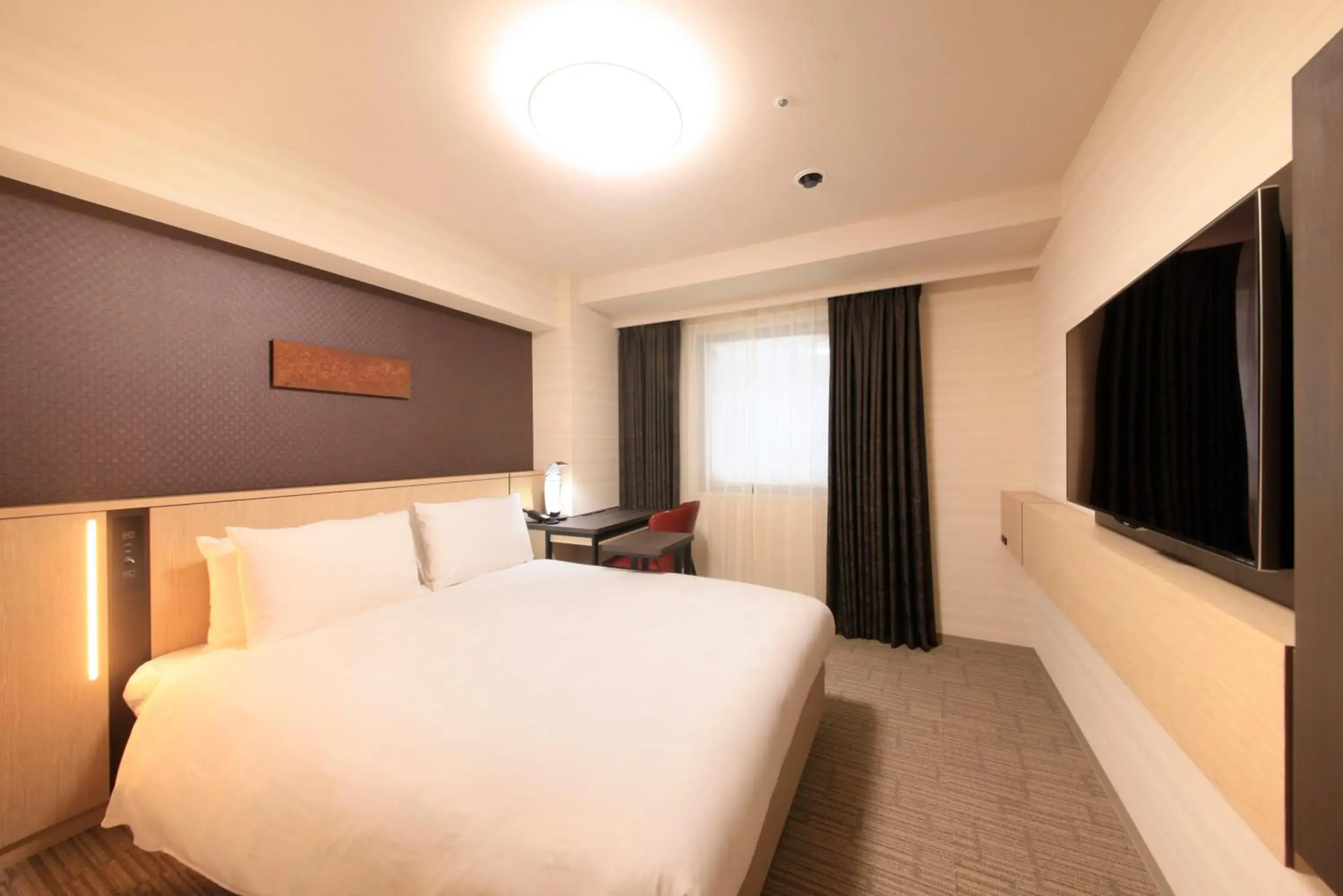 Comfort Single Room (Maximum 3 People) - single occupancy - 1 Adult - Non-Smoking in Richmond Hotel Yokohama Ekimae Comfort Single Room (Maximum 3 People) - single occupancy - 1 Adult - Non-Smoking in Richmond Hotel Yokohama Ekimae