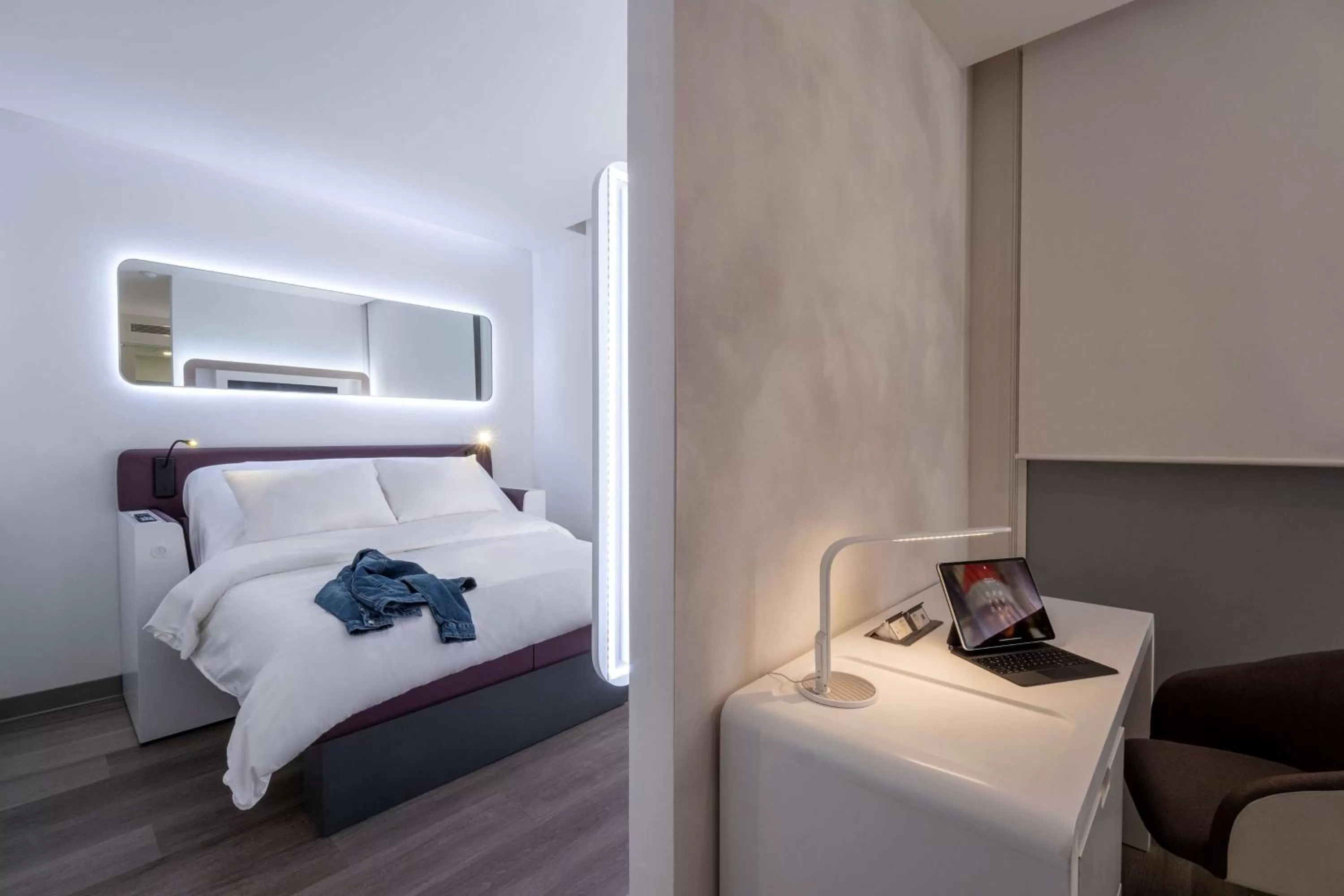 Bedroom, Bed in YOTELAIR Istanbul Airport, Duty free - International Transit area