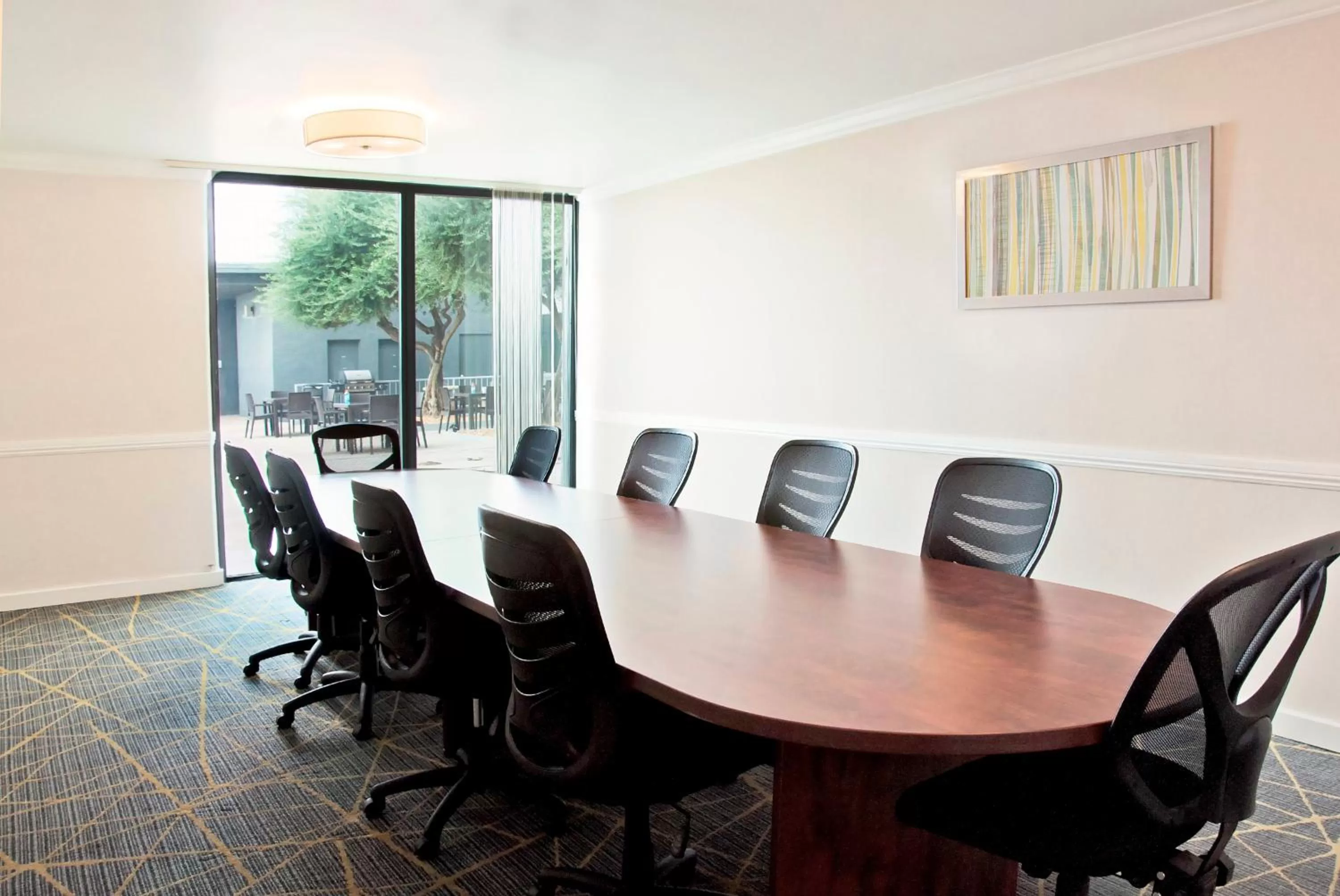 Meeting/conference room in Holiday Inn Victorville by IHG