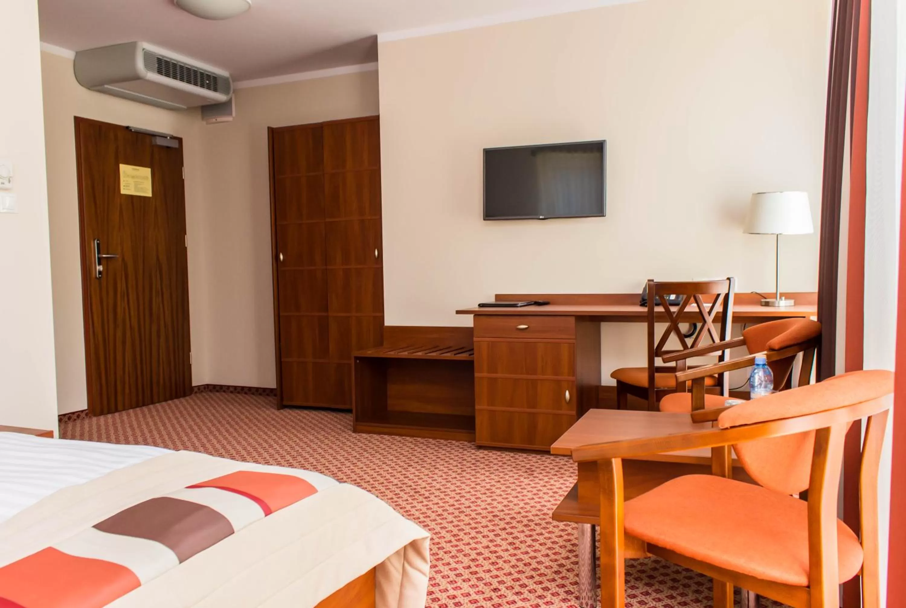 Bed in Hotel Gromada Warszawa Centrum