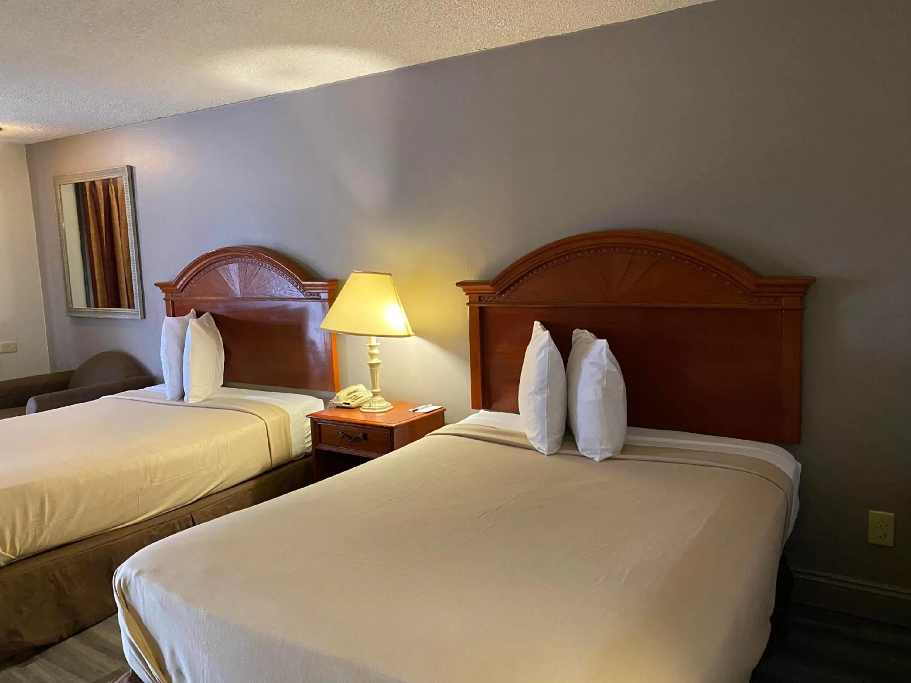 Bedroom, Bed in Travelodge by Wyndham Laurel Ft Meade Near NSA