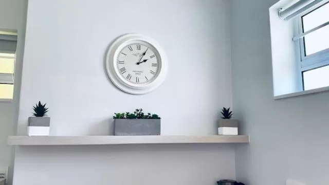 Decorative detail in On the Bay