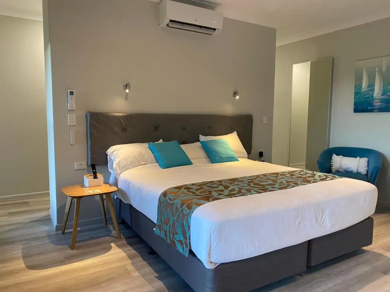 Bedroom, Bed in Mapleton Springs