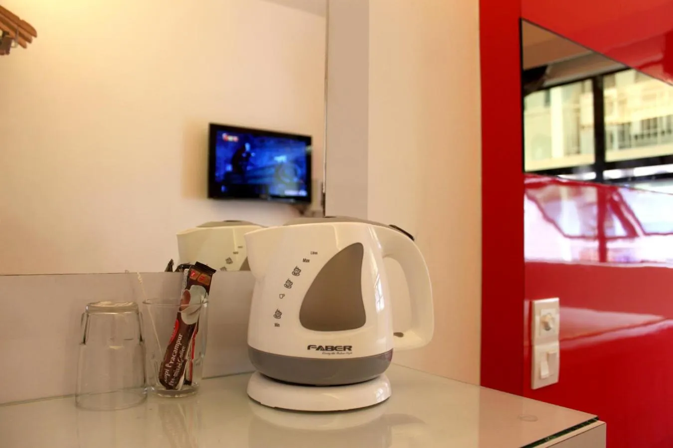 Coffee/tea facilities in Time Hotel