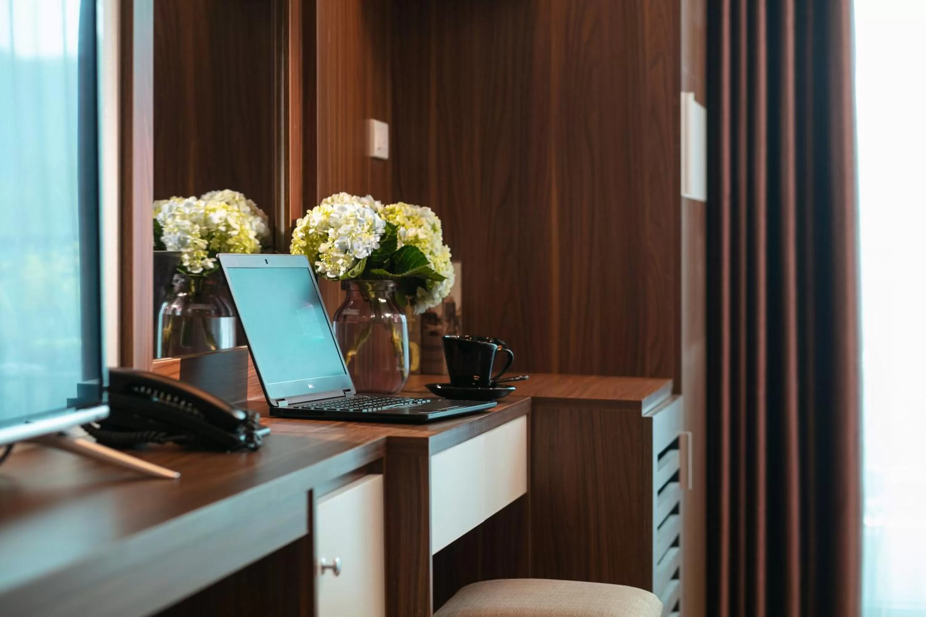 Communal lounge/ TV room in Tam Coc Holiday Hotel & Villa