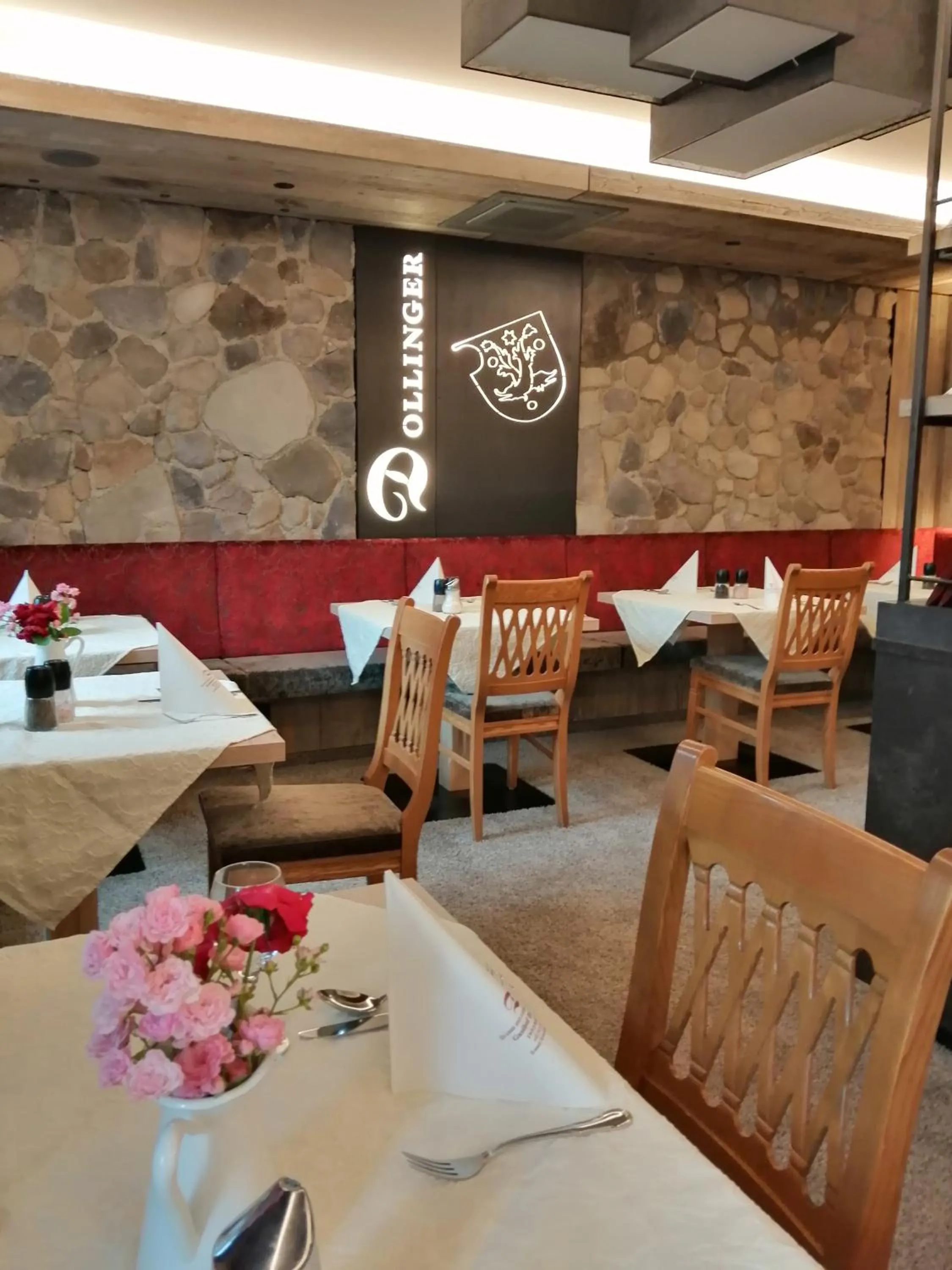 Restaurant/places to eat in Dollinger