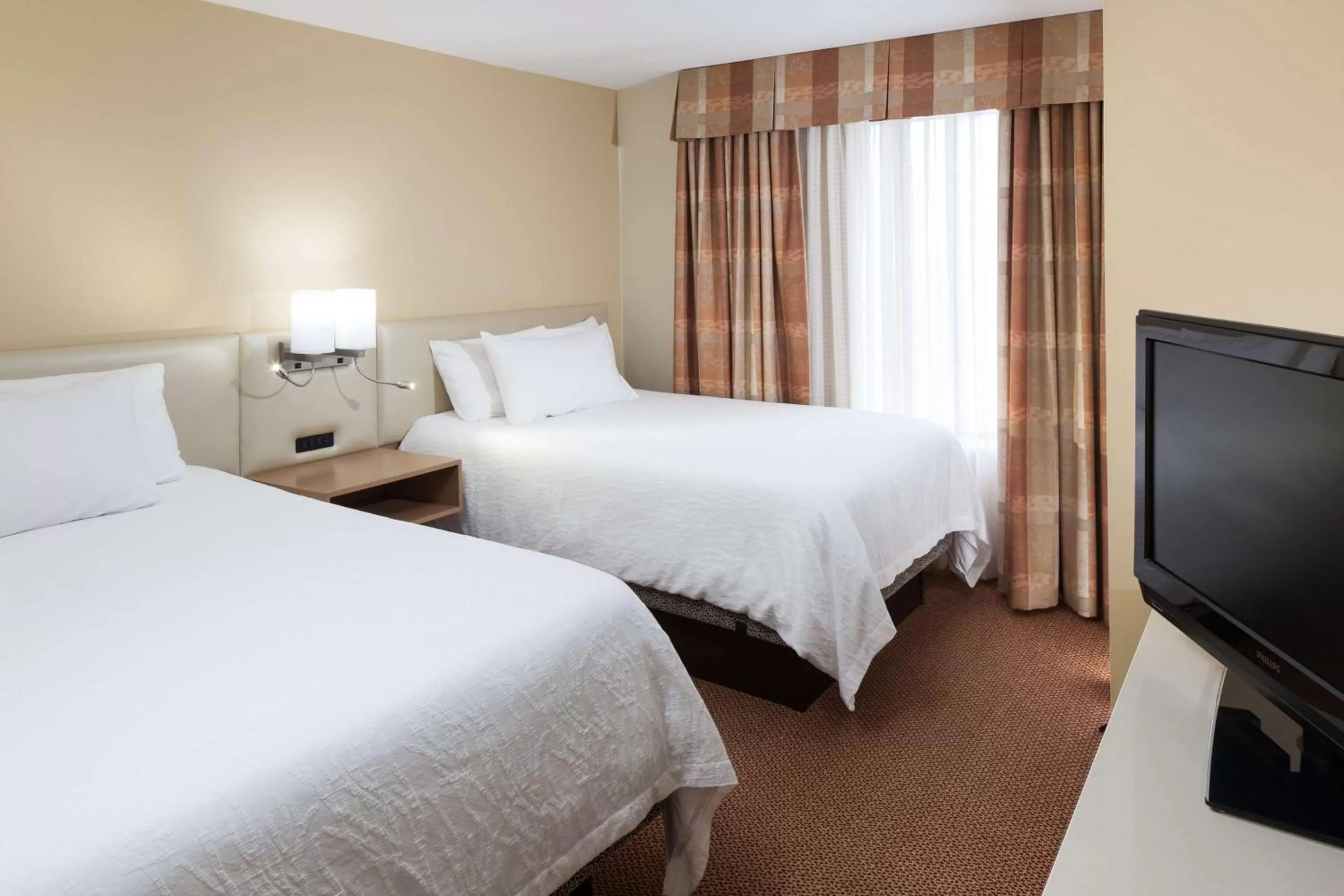 Bed in Hilton Garden Inn McAllen Airport