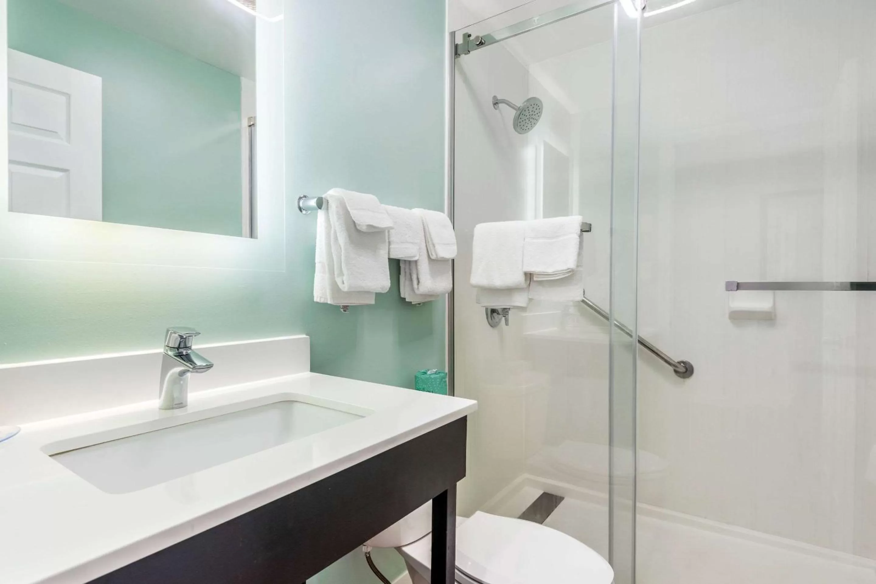 Bedroom in Quality Inn & Suites Lincoln I-93