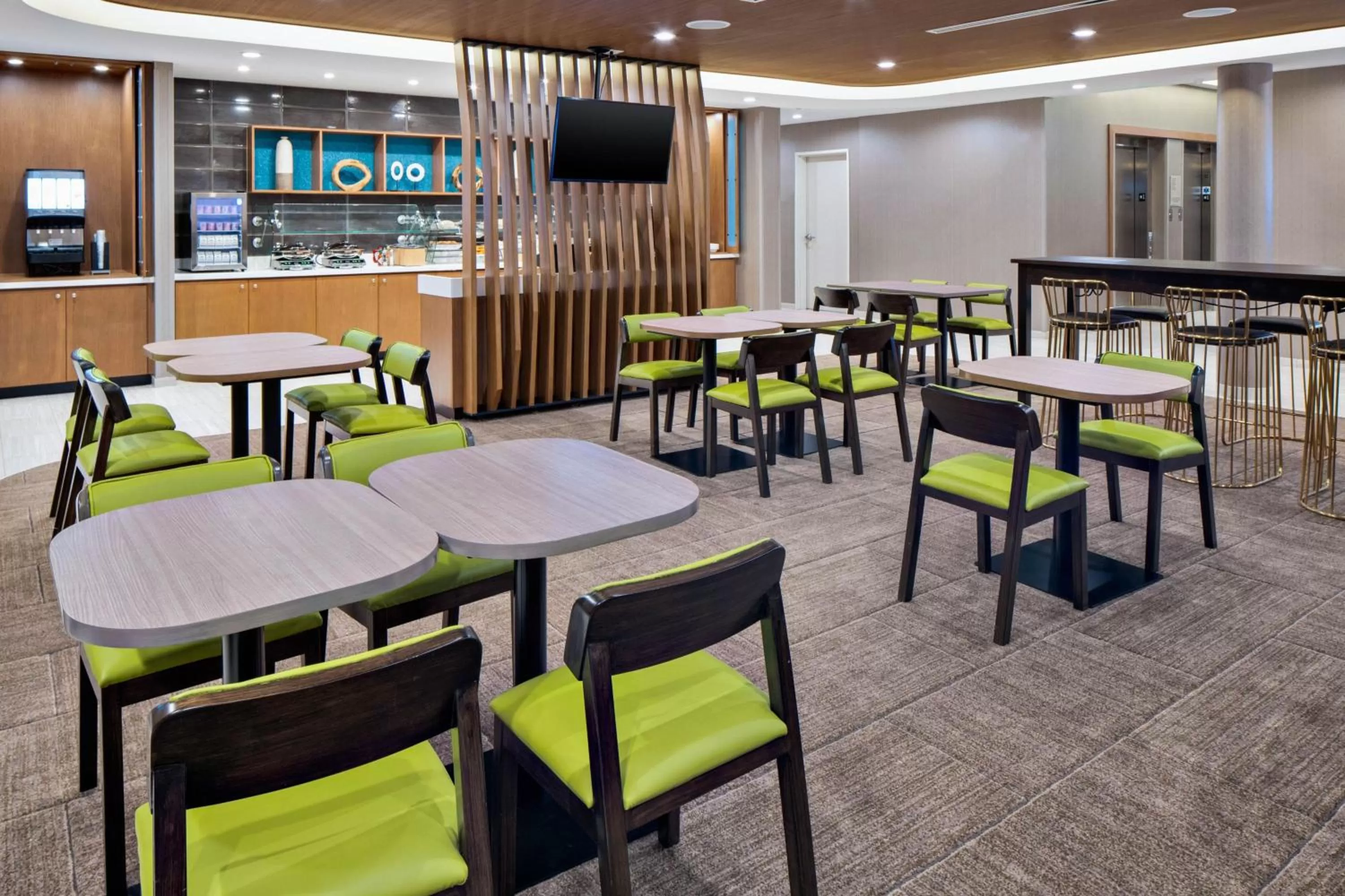 Breakfast in SpringHill Suites Hilton Head Island