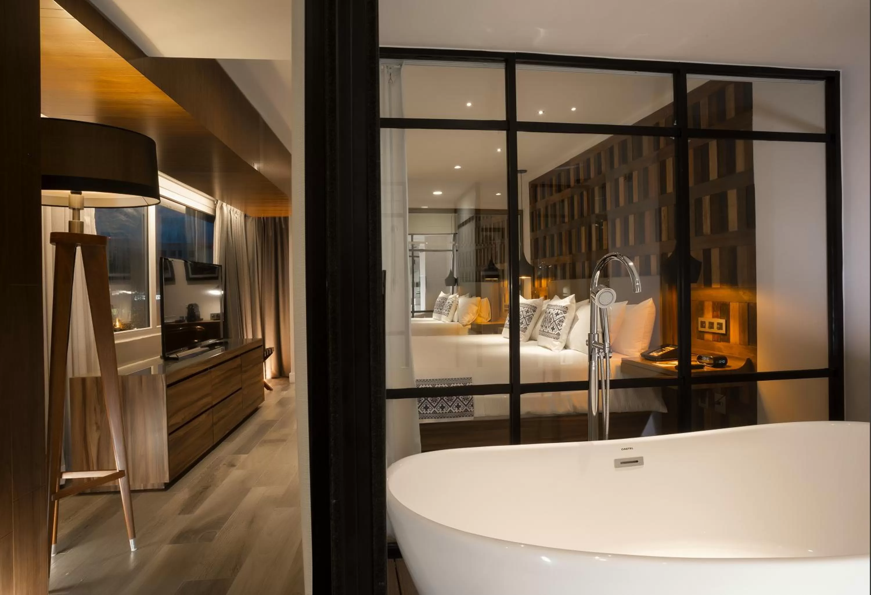 Bathroom in Hotel Indigo Guadalajara Expo by IHG