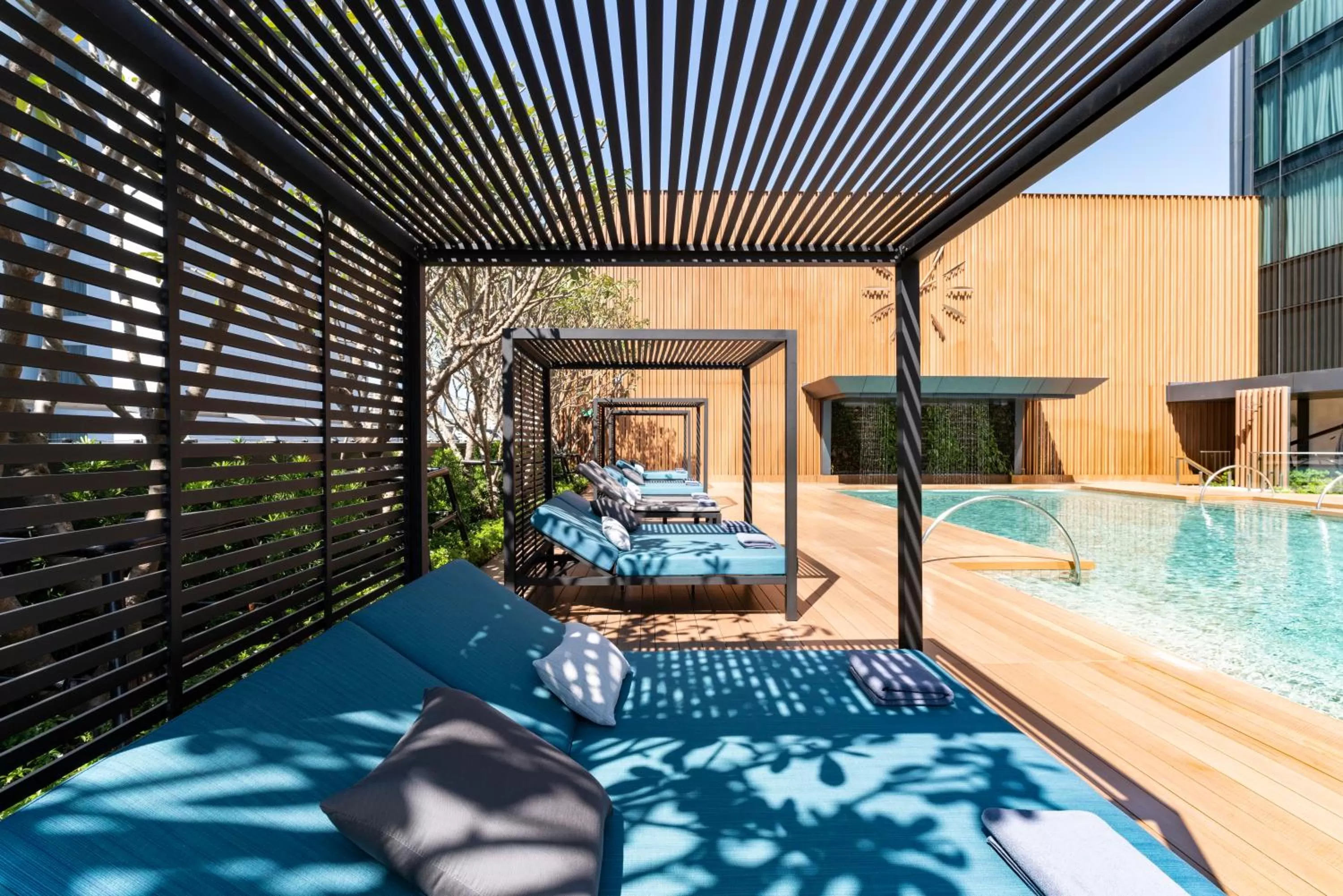 Patio in Carlton Hotel Bangkok Sukhumvit