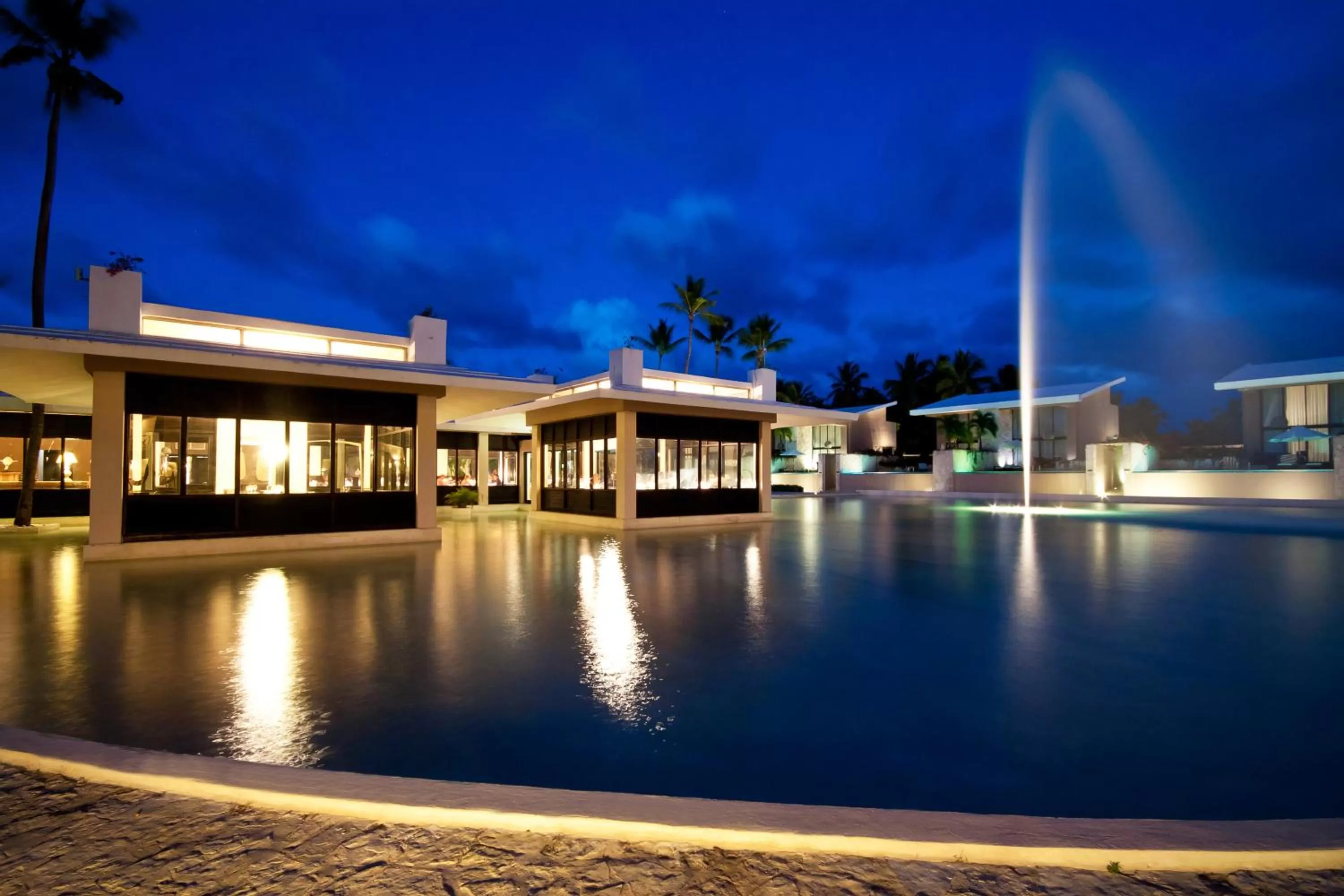 Swimming pool in Catalonia Royal Bavaro - All Inclusive - Adults Only