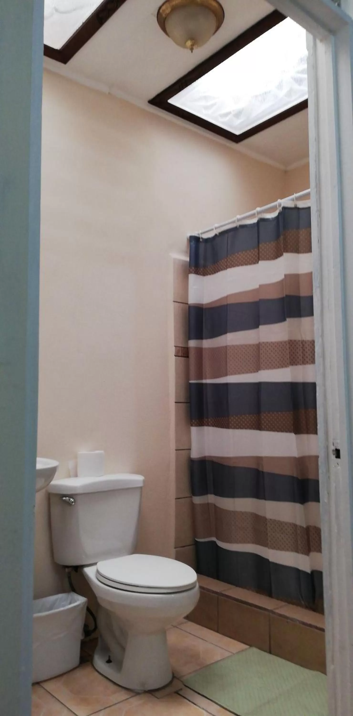 Bathroom in Casa Mayela Guest House