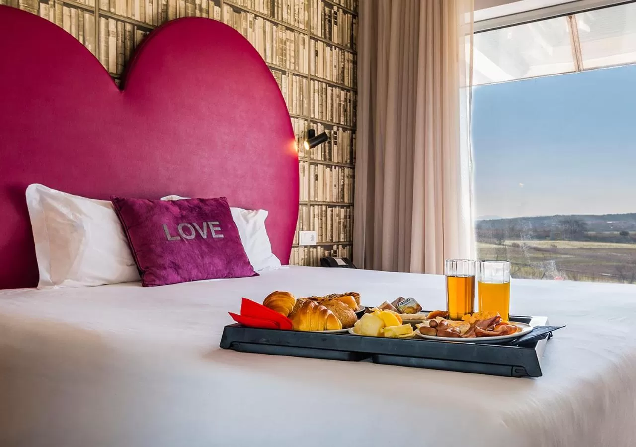 Bed in Lisotel - Hotel & Spa