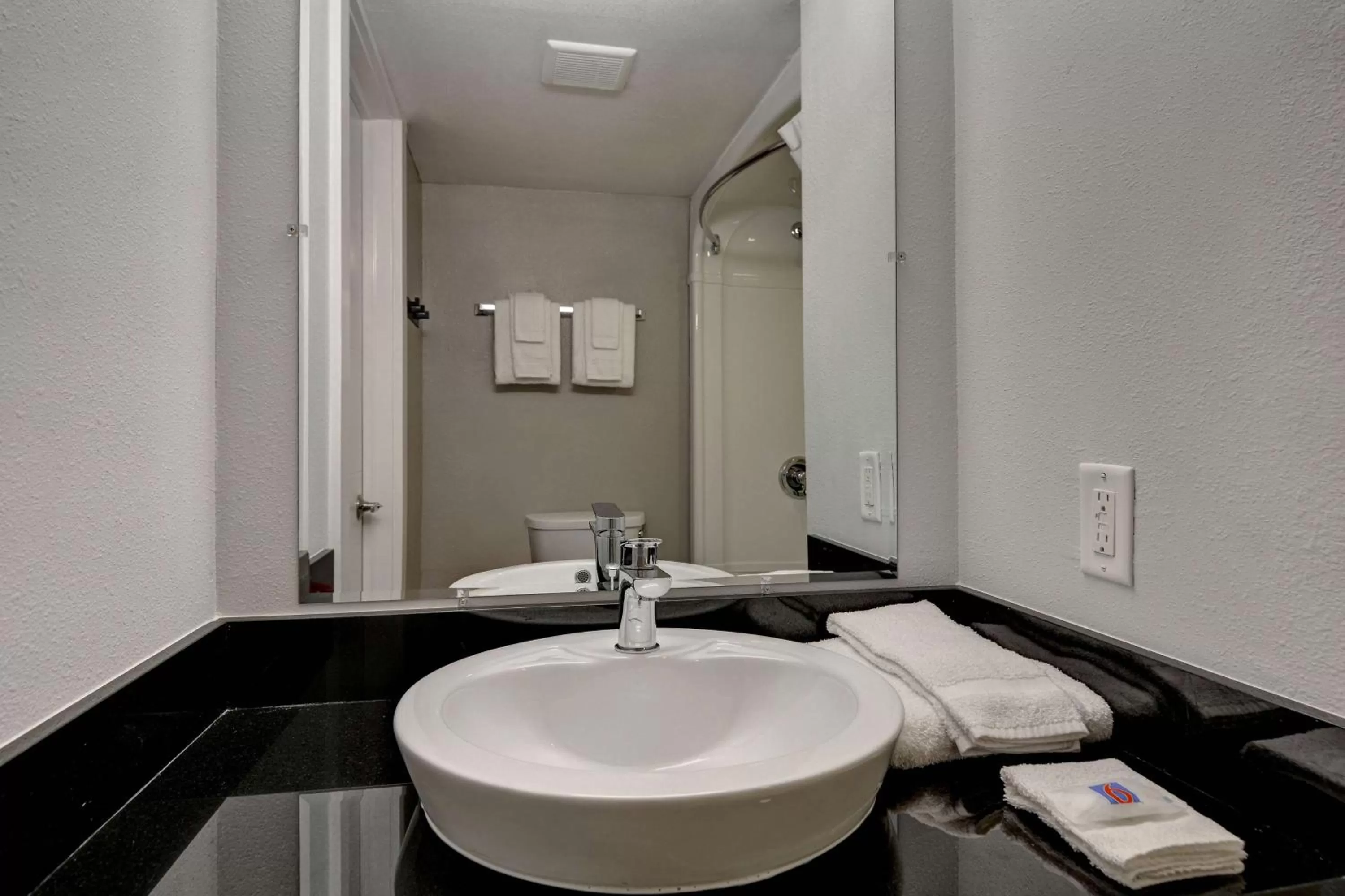 Bathroom in Studio 6-Jacksonville, FL - Baymeadows