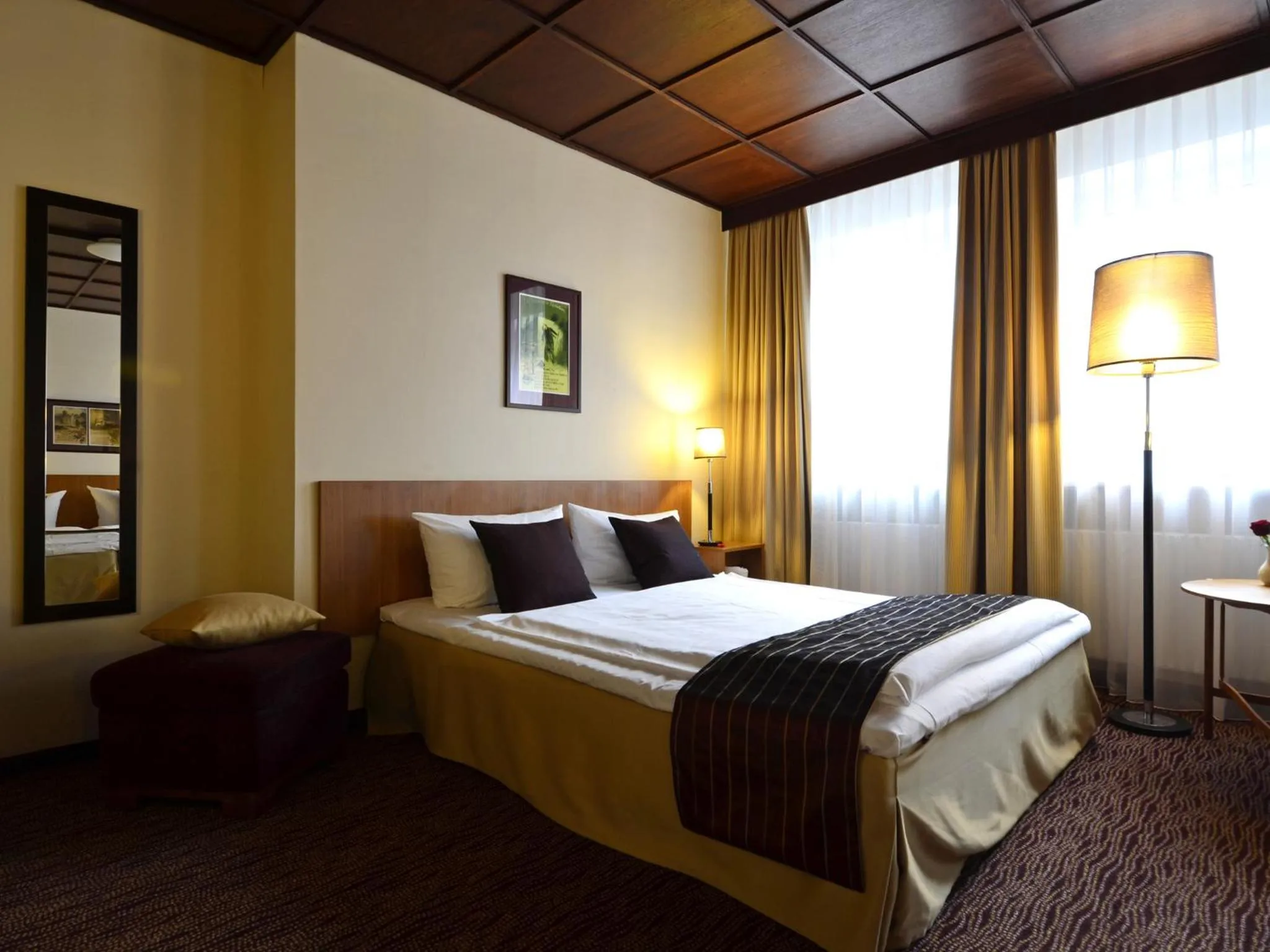 Bedroom, Bed in Comfort Hotel tom Kyle